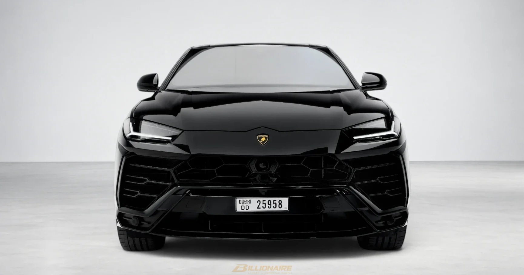 Lamborghini Urus Black à louer à Dubaï – photo 2