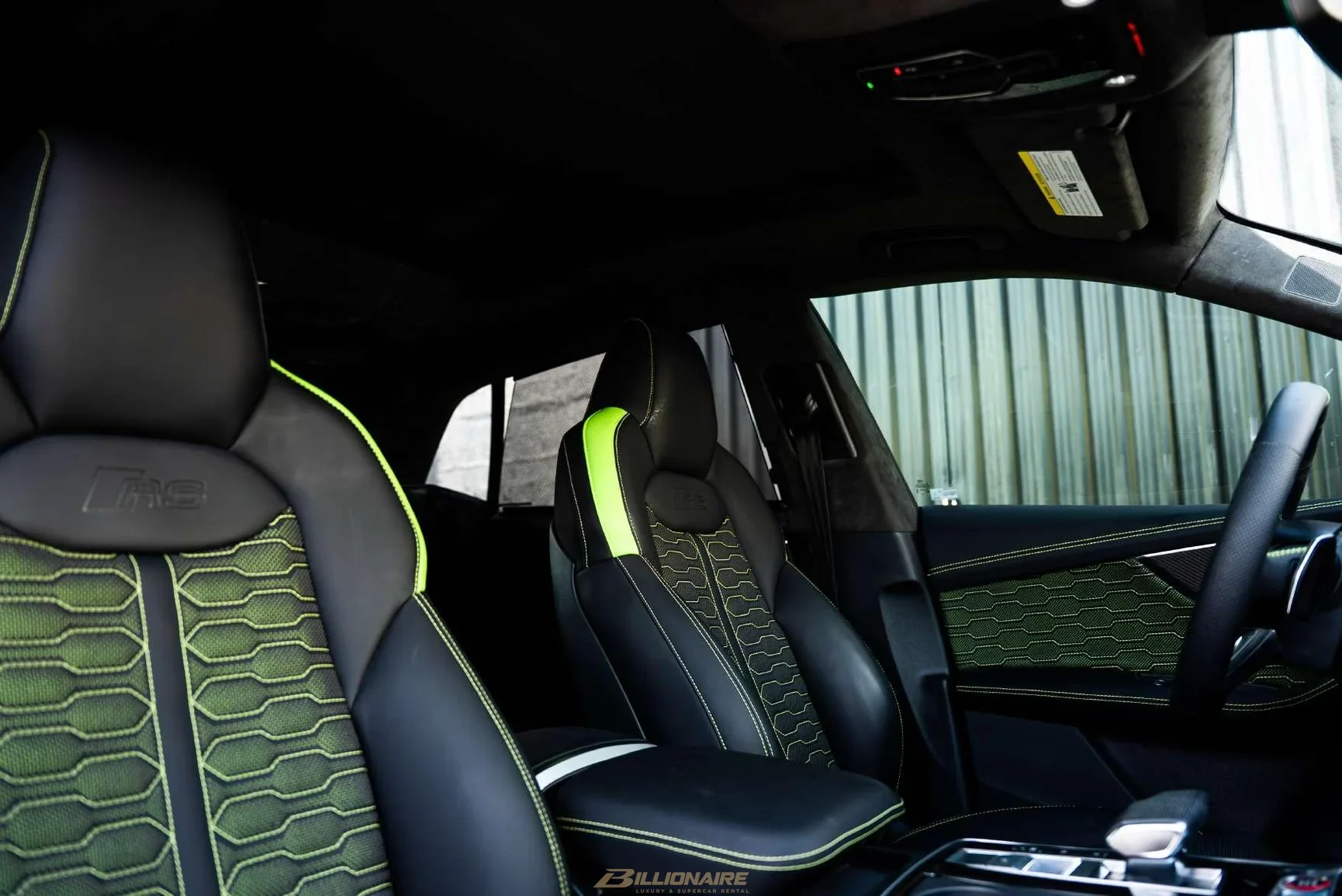 Audi RS Q8 Green - View 9