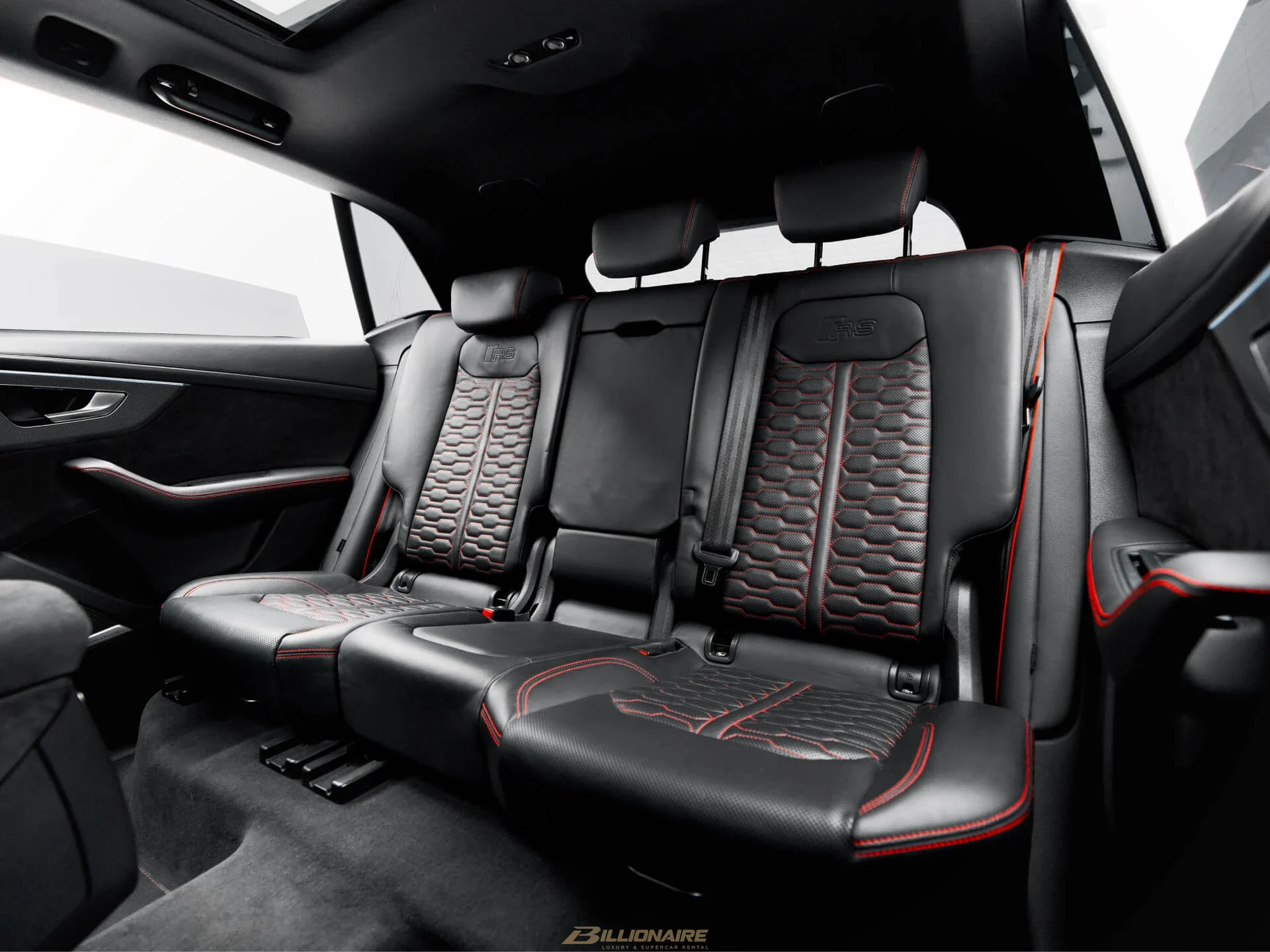 Audi RS Q8 — Merlin Purple - View 6