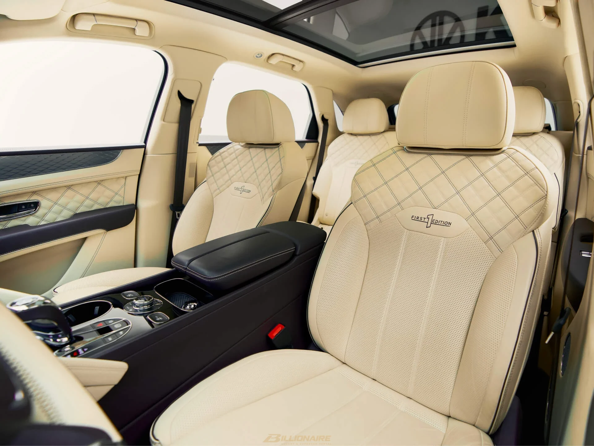 اجاره Bentley Bentayga W12 — Glacier White در دبی – تصویر 6
