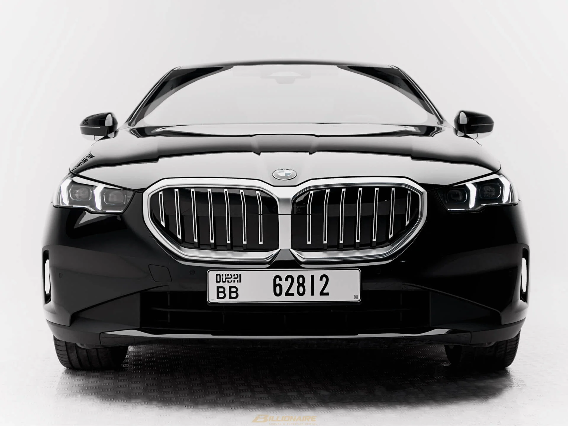 BMW 520i Sedan — Brooklyn Grey - View 3