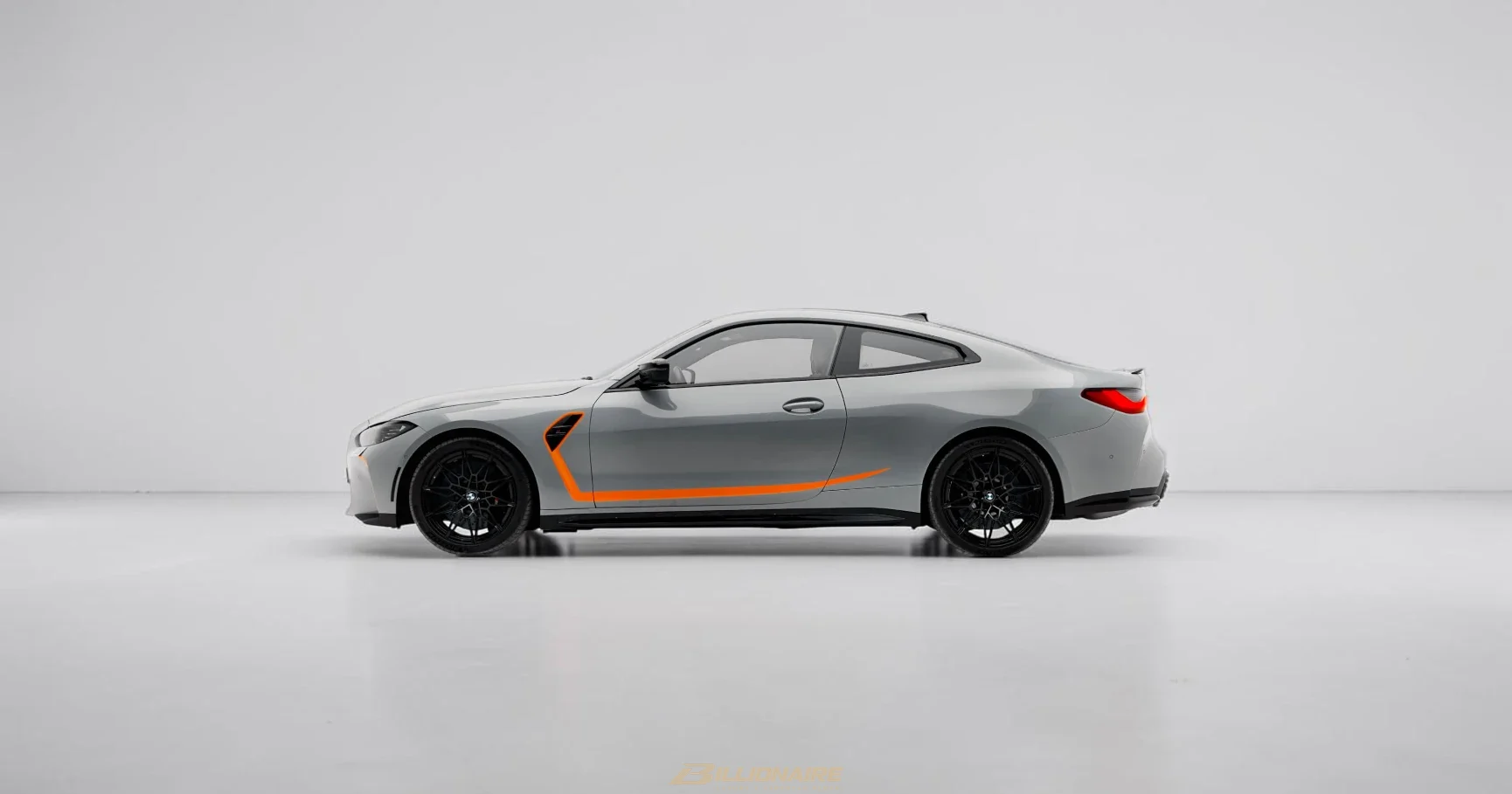 BMW M4 Competition Cabrio — Brooklyn Grey - View 5