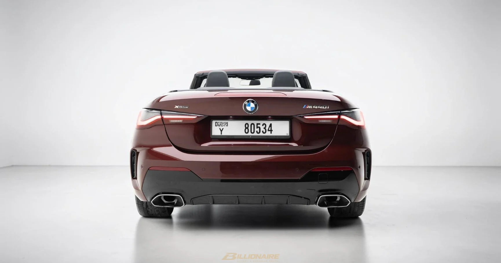 BMW M440i Cabrio — Aventurine Red - View 4