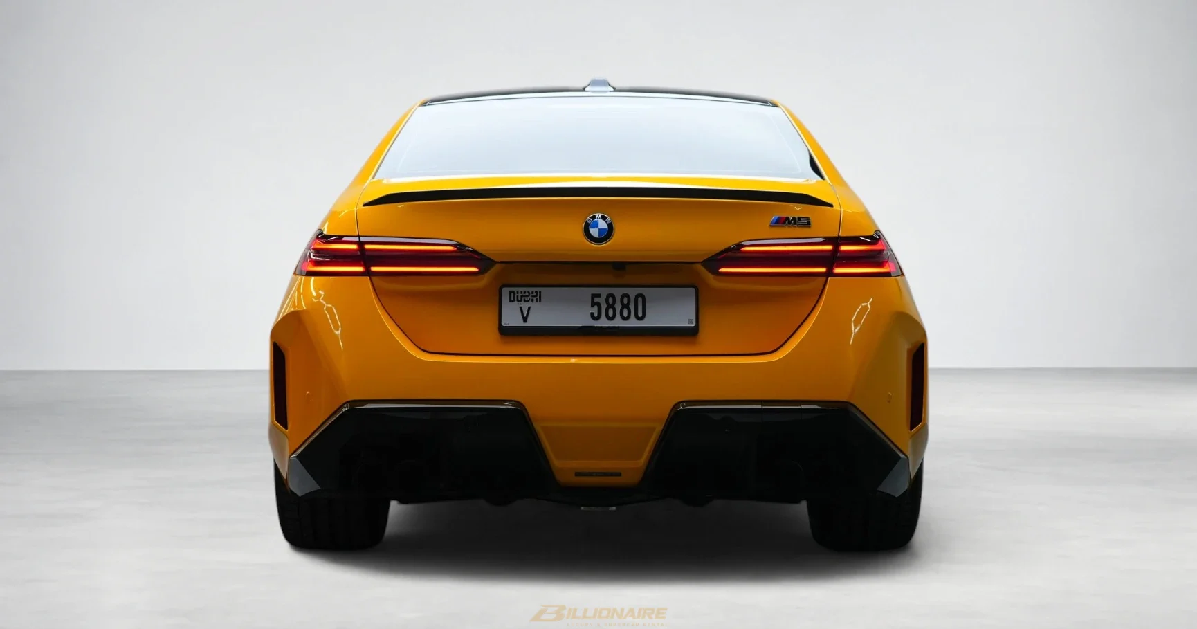 BMW M5 G90 Yellow - View 5