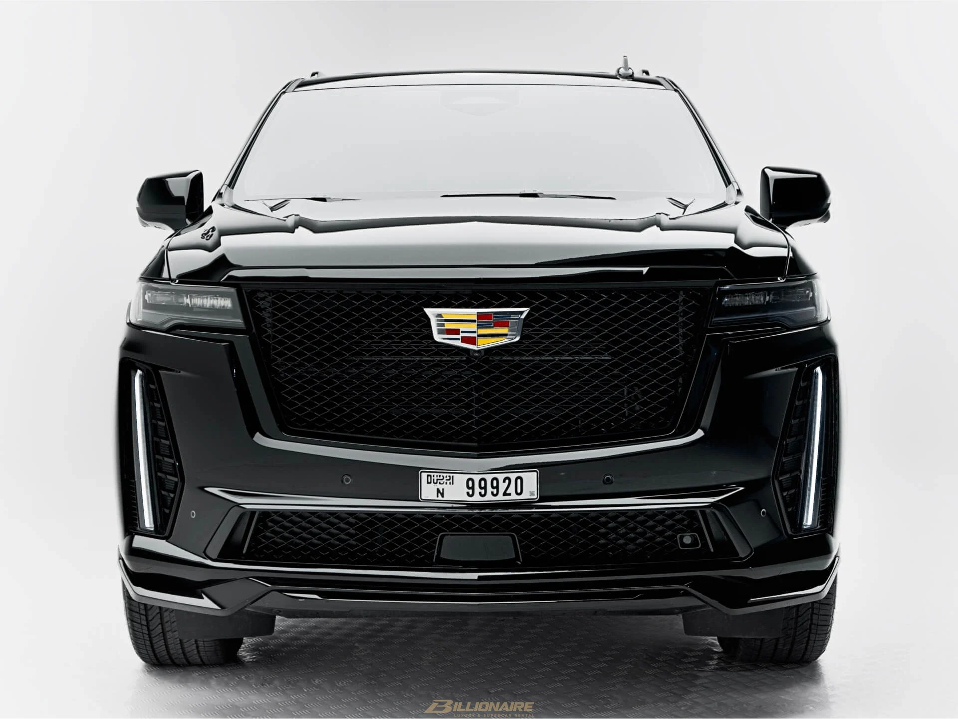 Cadillac Escalade-V High Performance — Argent Silver - View 4