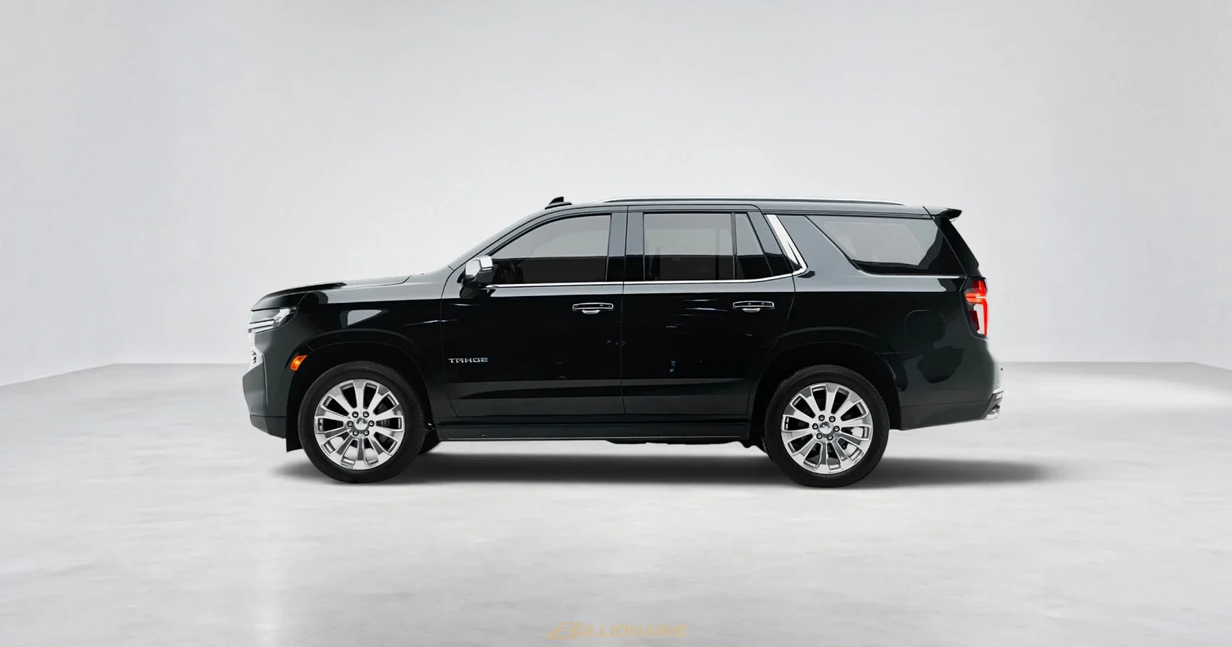 اجاره Chevrolet Tahoe Premier 7-Seater — Shadow Black در دبی – تصویر 4
