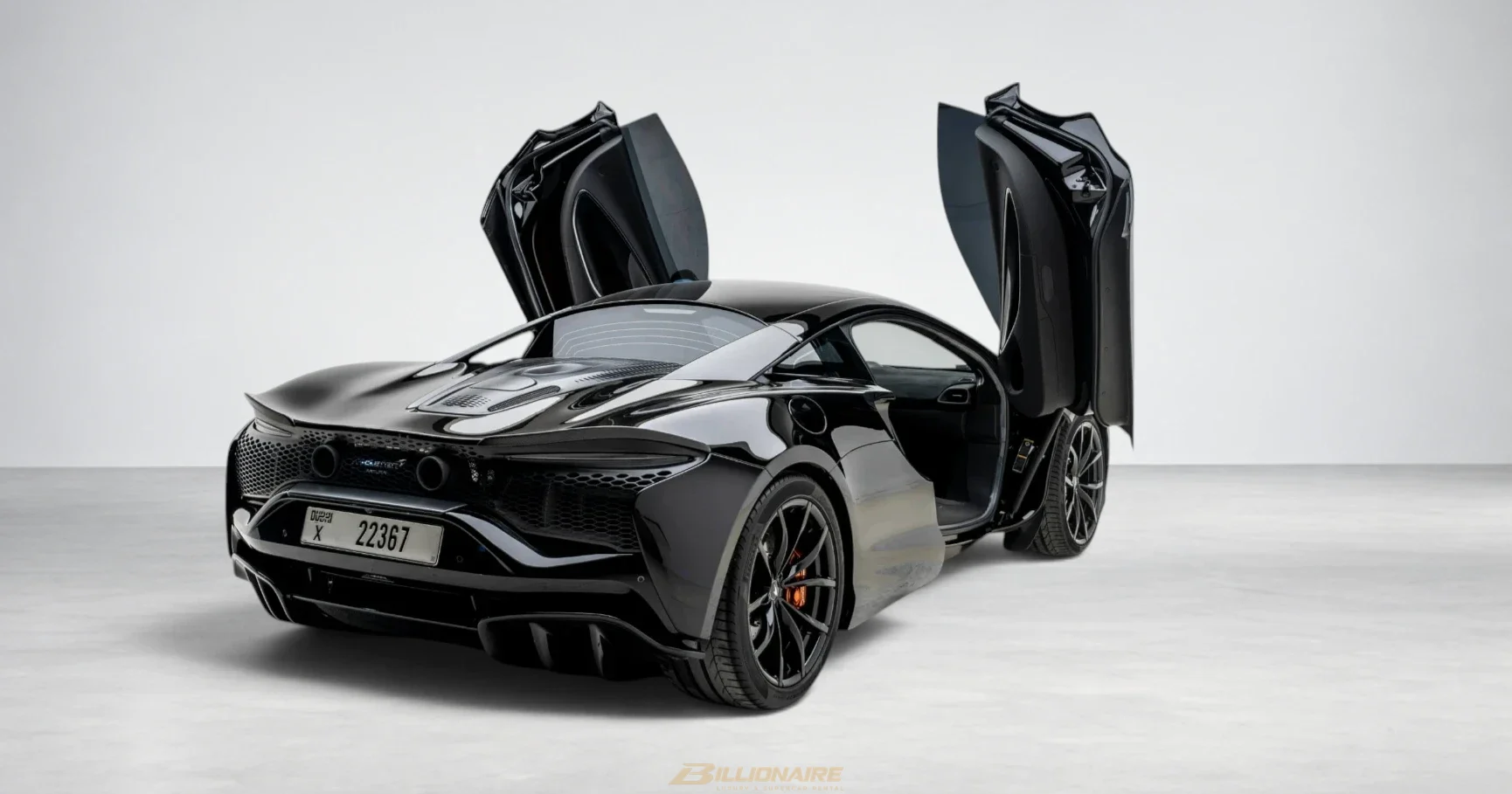 迪拜McLaren Artura Hybrid Anthracite Grey出租 – 图片 6