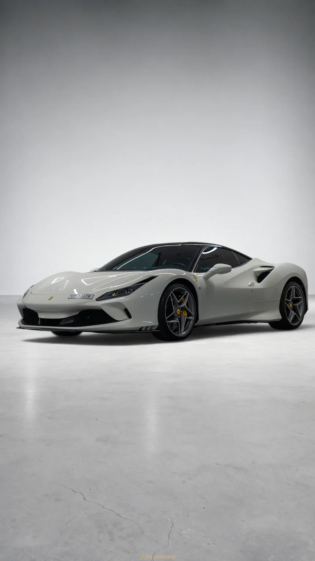 Ferrari F8 Tributo Coupe в аренду в Дубае