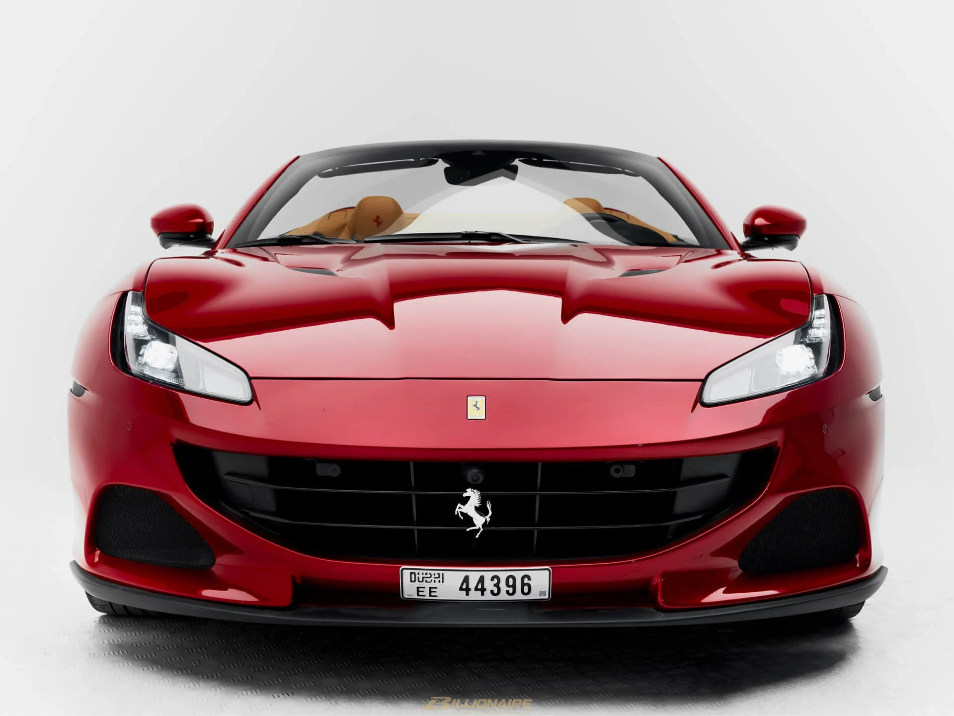 اجاره Ferrari Portofino M Modificata — Rosso Portofino در دبی – تصویر 3