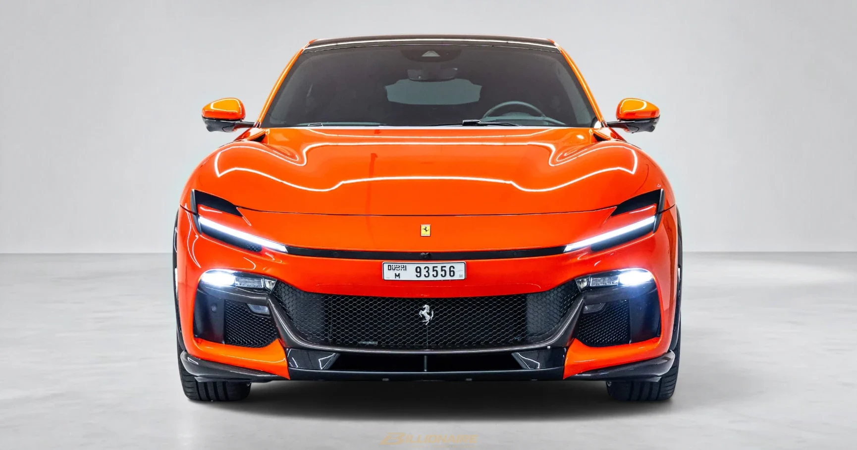 Ferrari Purosangue V12 SUV — Arancio Triplo Strato mieten in Dubai – Foto 2