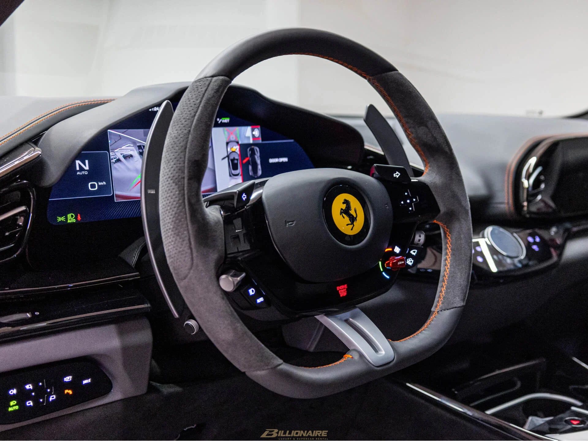 Ferrari Purosangue V12 SUV — Arancio Triplo Strato mieten in Dubai – Foto 7