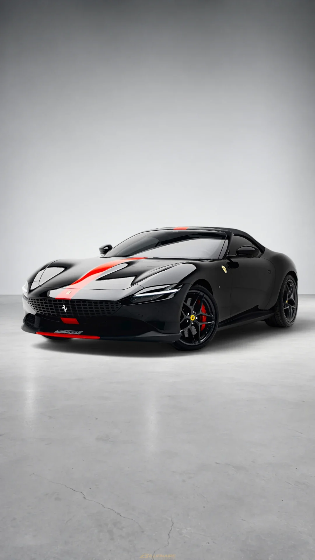 Ferrari Roma Spider Convertible в аренду в Дубае