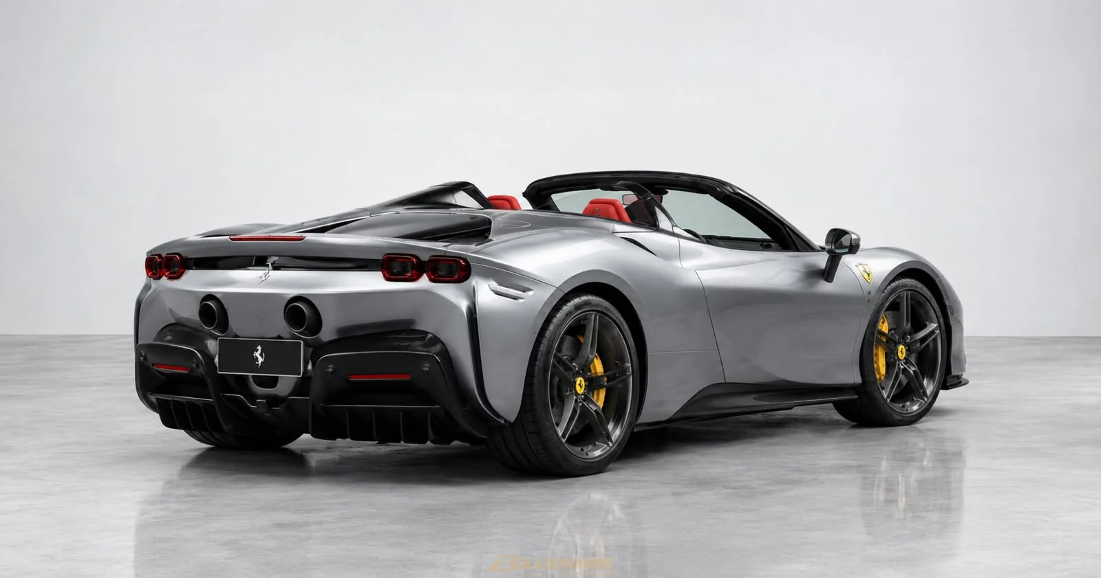 Ferrari SF90 Spider Silver mieten in Dubai – Foto 4