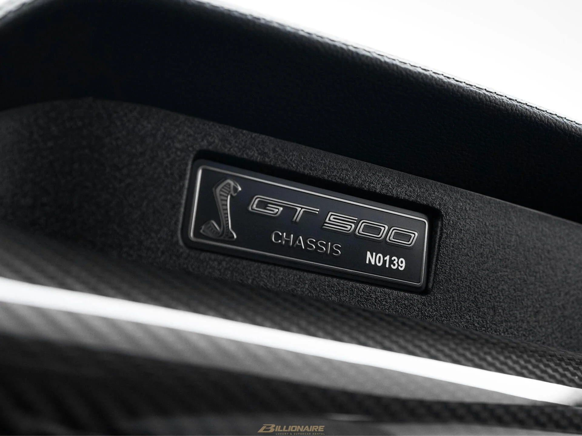 Ford Mustang Shelby GT500 760 HP — Mischievous Purple à louer à Dubaï – photo 5