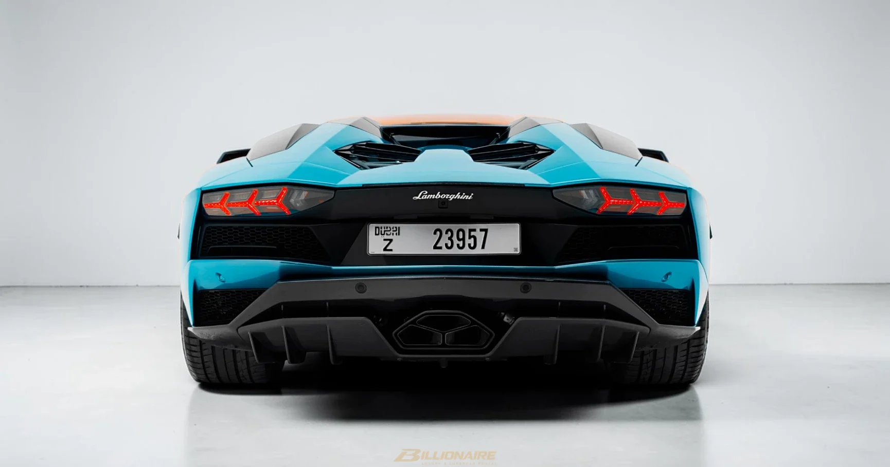 Lamborghini Aventador S Roadster Blue - View 4
