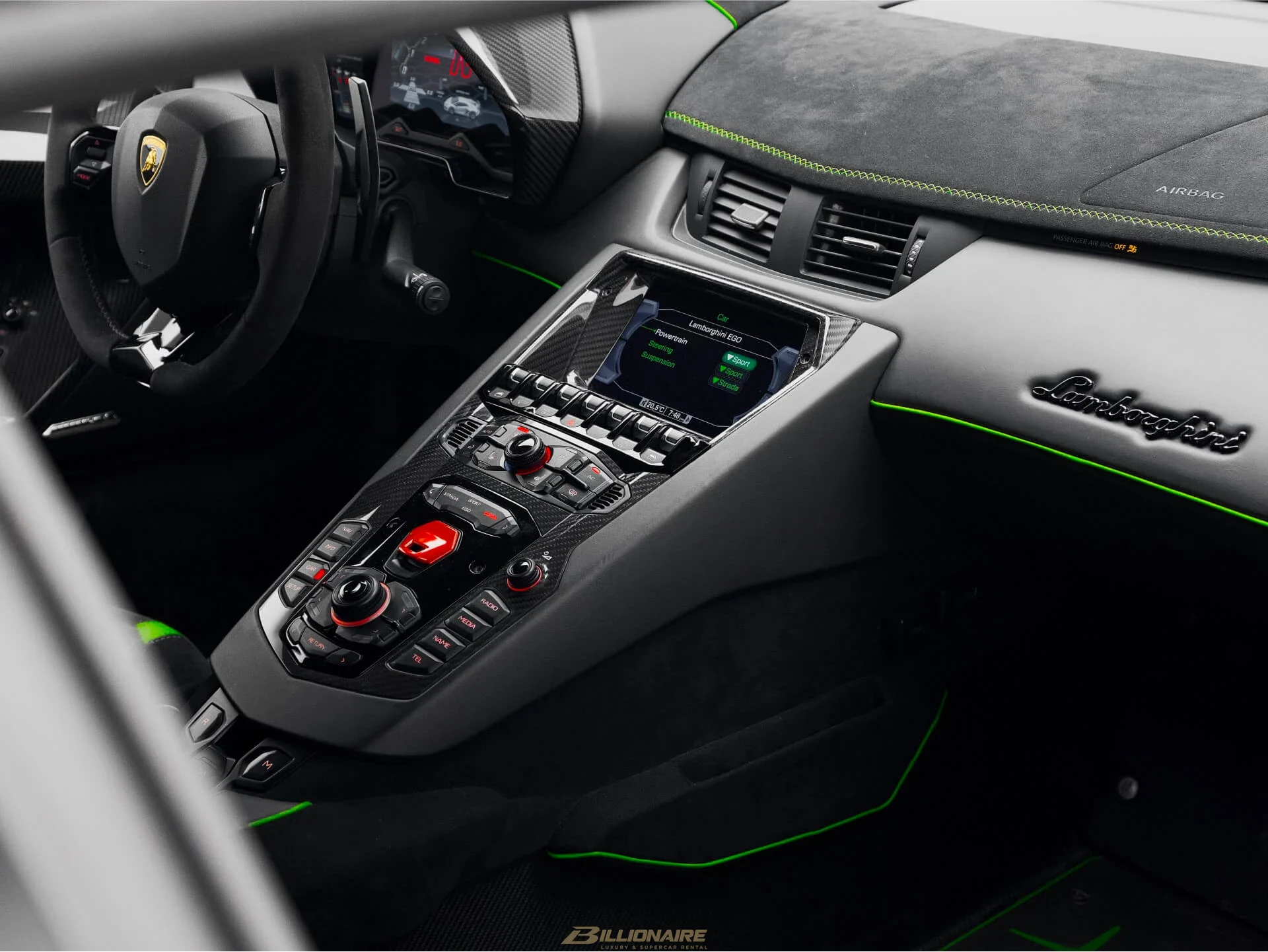 Dubai'de kiralık Lamborghini Aventador SVJ – fotoğraf 8