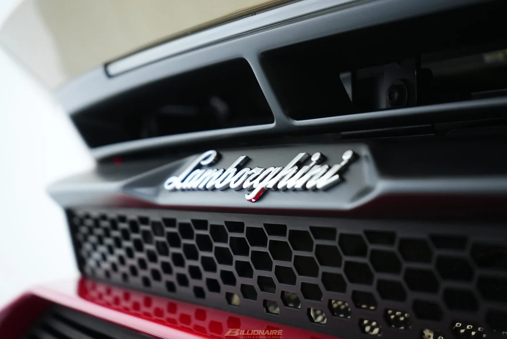Lamborghini Huracan STO Gold - View 9