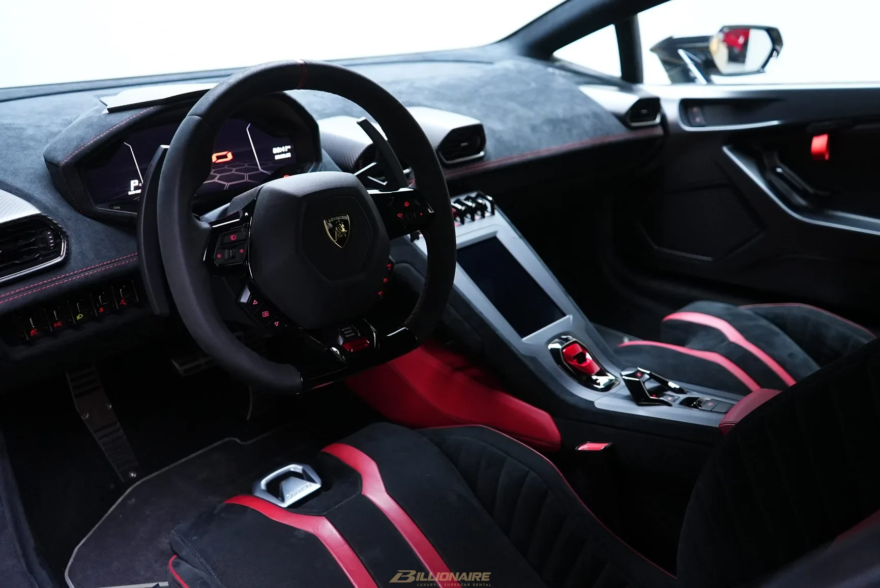 Lamborghini Huracan STO Gold - View 10