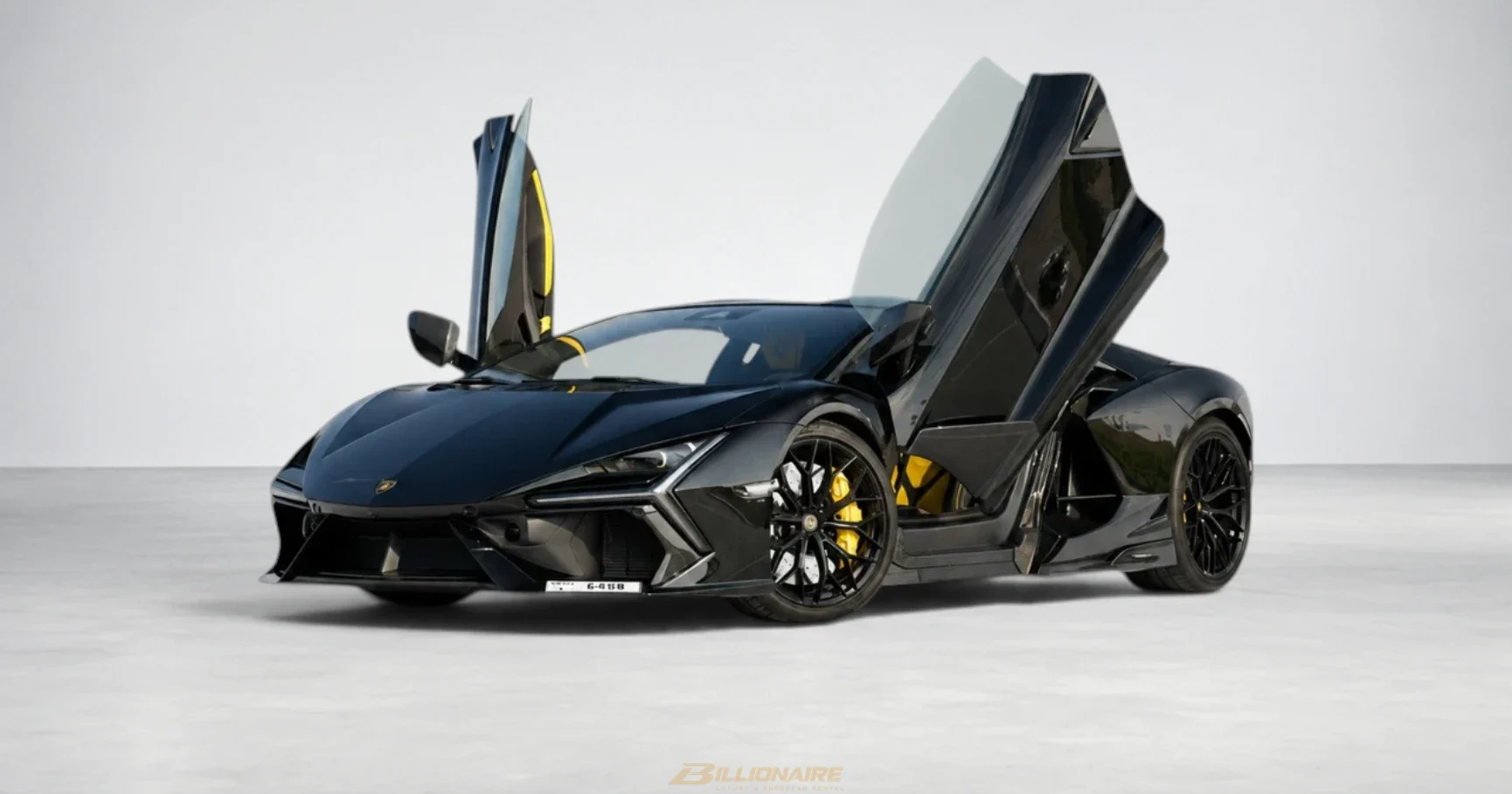 Lamborghini Revuelto Black - View 4
