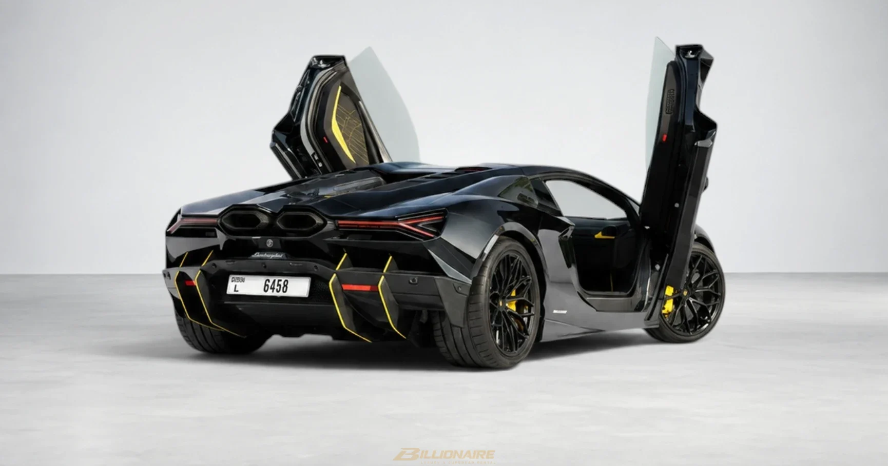 Lamborghini Revuelto Black - View 5