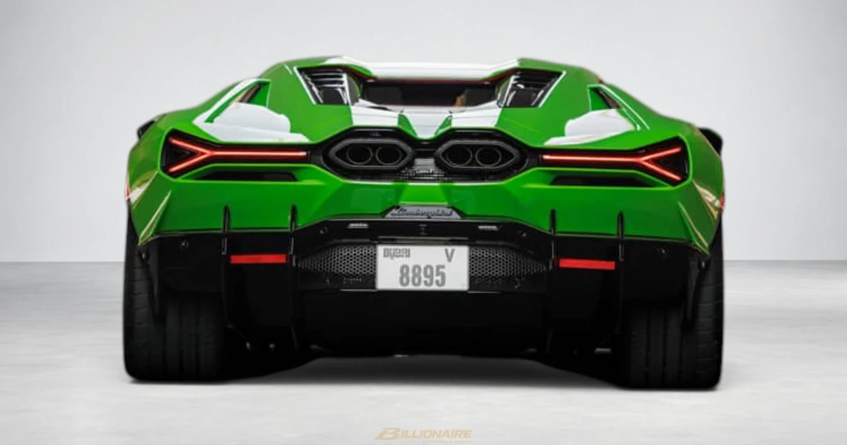 Dubai'de kiralık Lamborghini Revuelto Green – fotoğraf 4