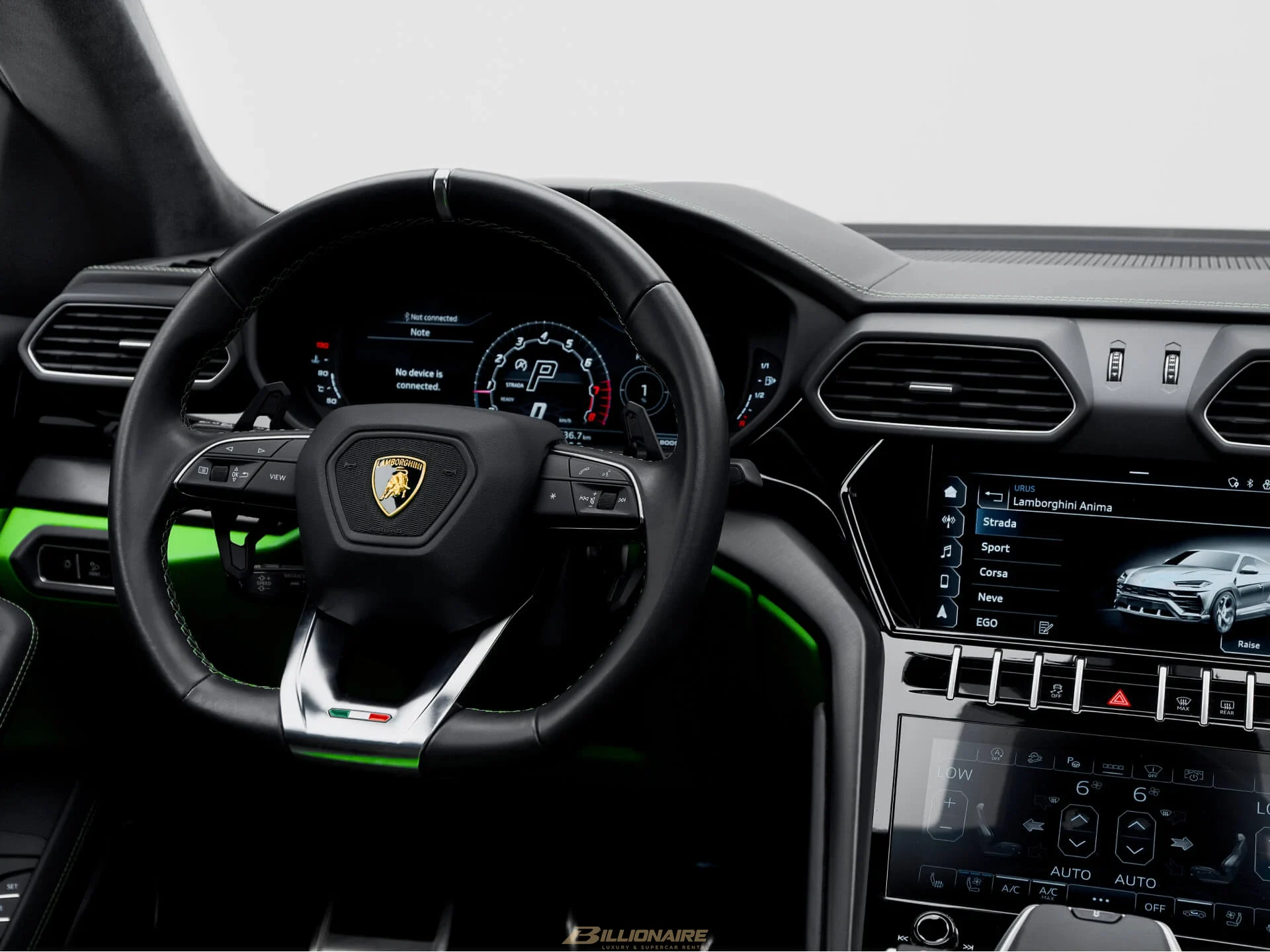 Dubai'de kiralık Lamborghini Urus Black – fotoğraf 7