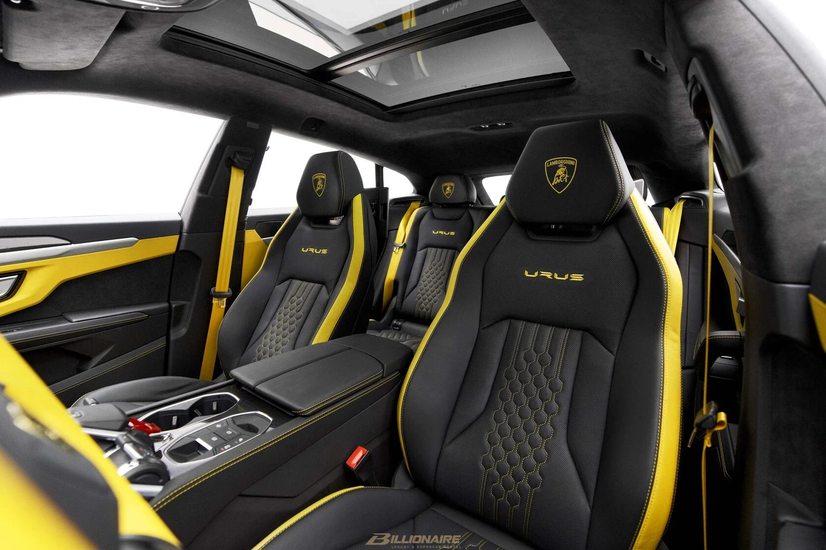 Dubai'de kiralık Lamborghini Urus S Blue – fotoğraf 6