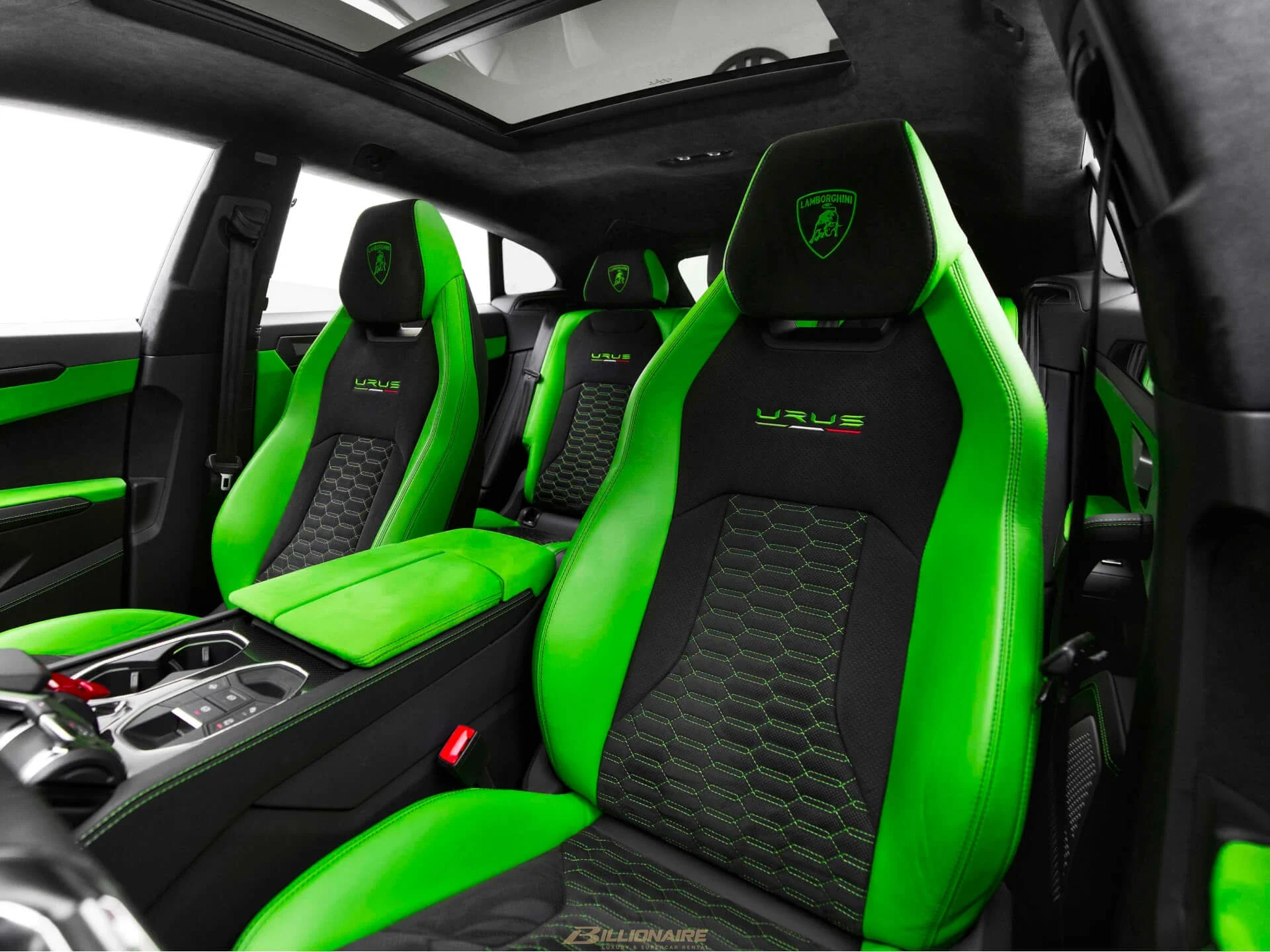 اجاره Lamborghini Urus Verde در دبی – تصویر 10