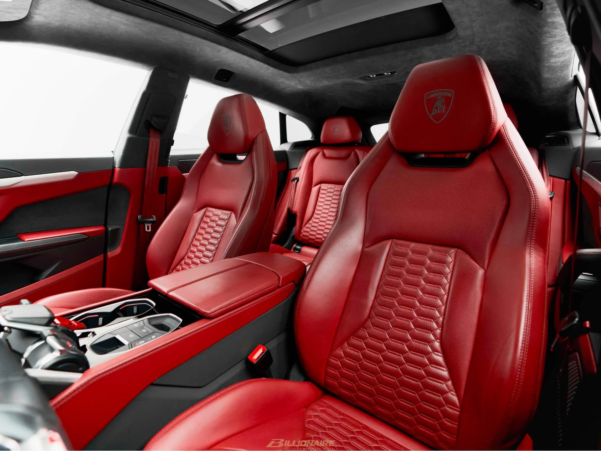 Dubai'de kiralık Lamborghini Urus Grigio – fotoğraf 5