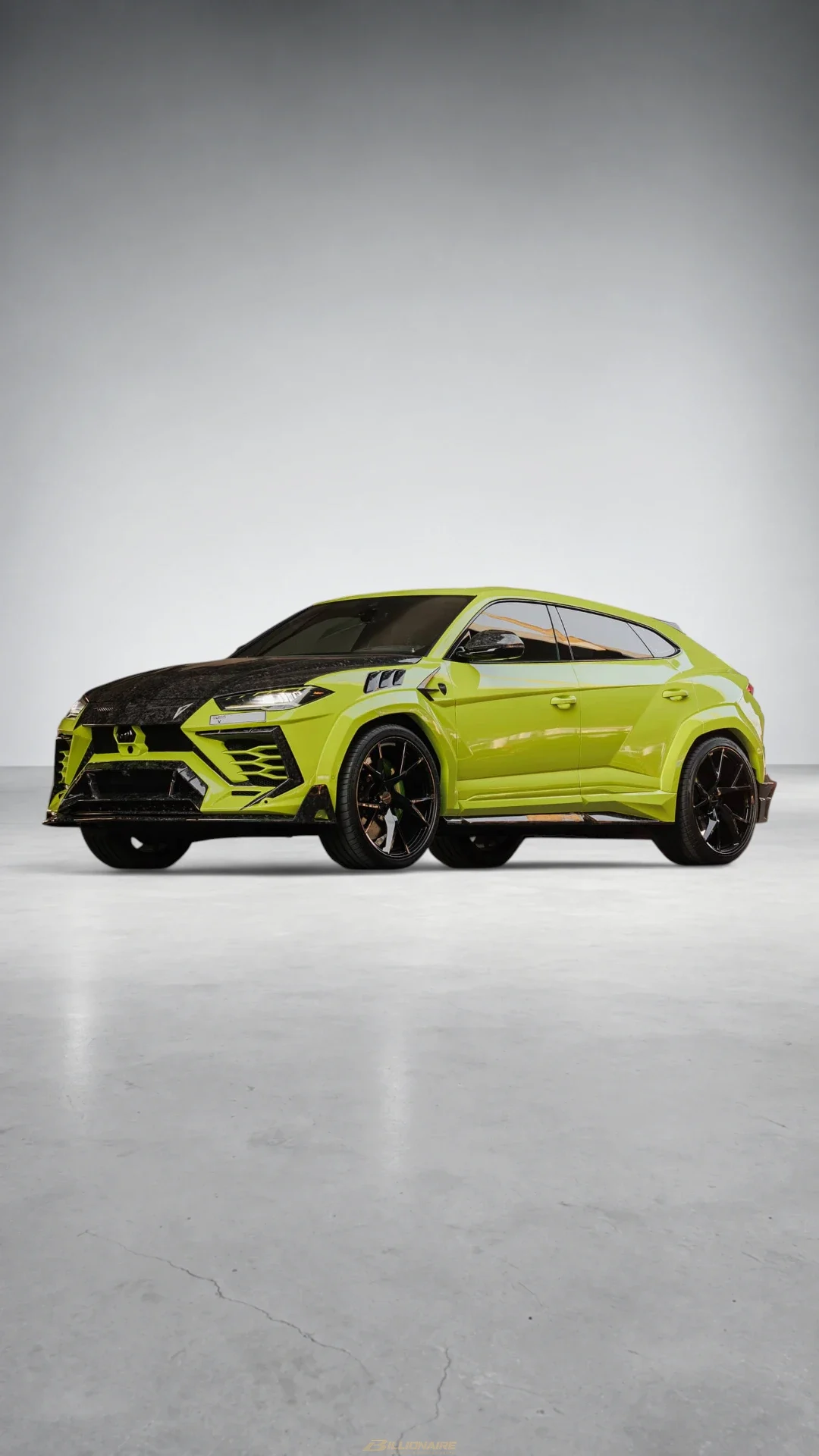Lamborghini Urus Mansory Lime Green в аренду в Дубае