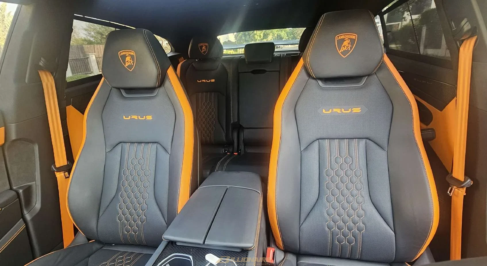 Dubai'de kiralık Lamborghini Urus Mansory Venatus Orange – fotoğraf 6