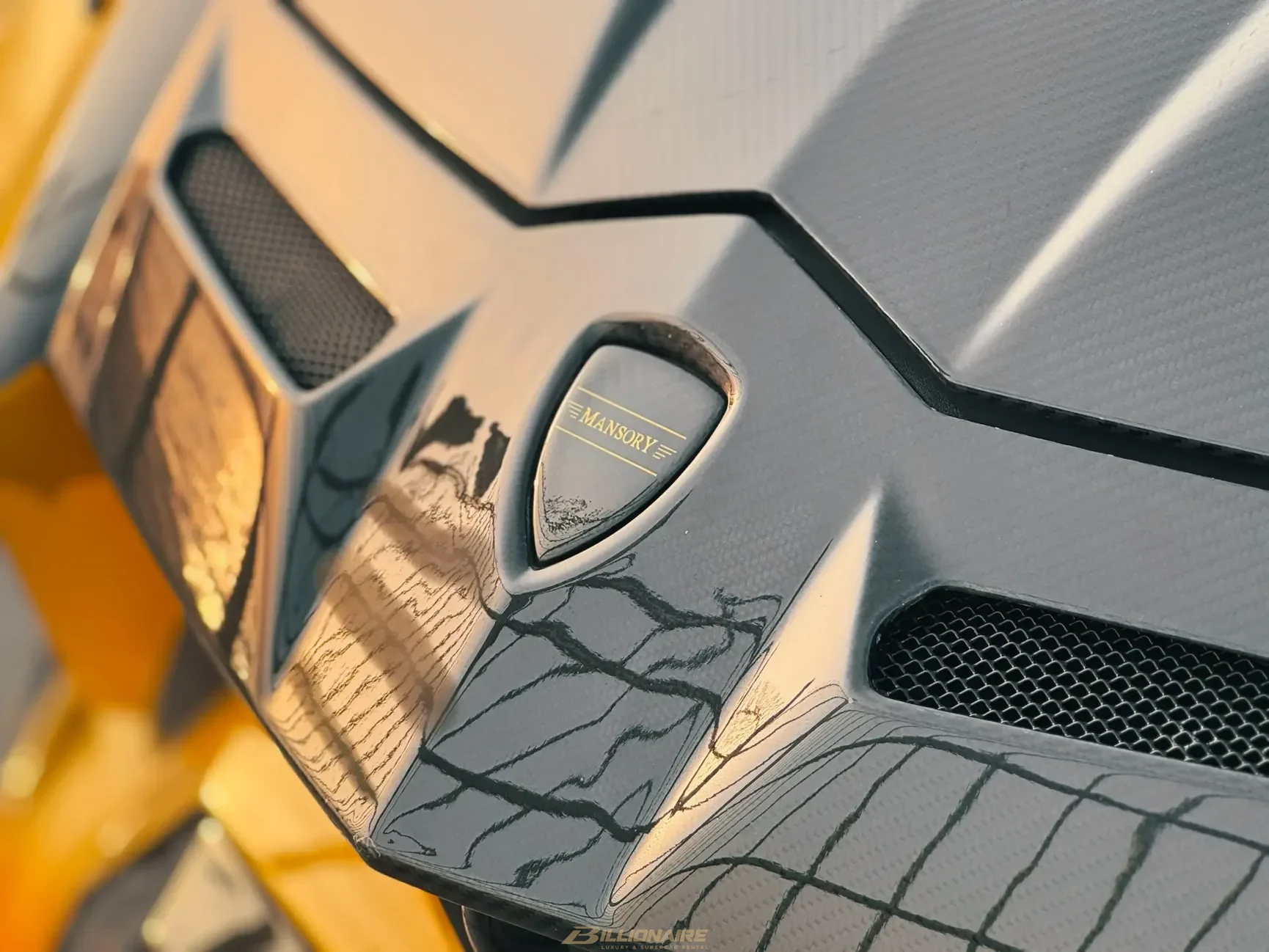 اجاره Lamborghini Urus Mansory Yellow در دبی – تصویر 6