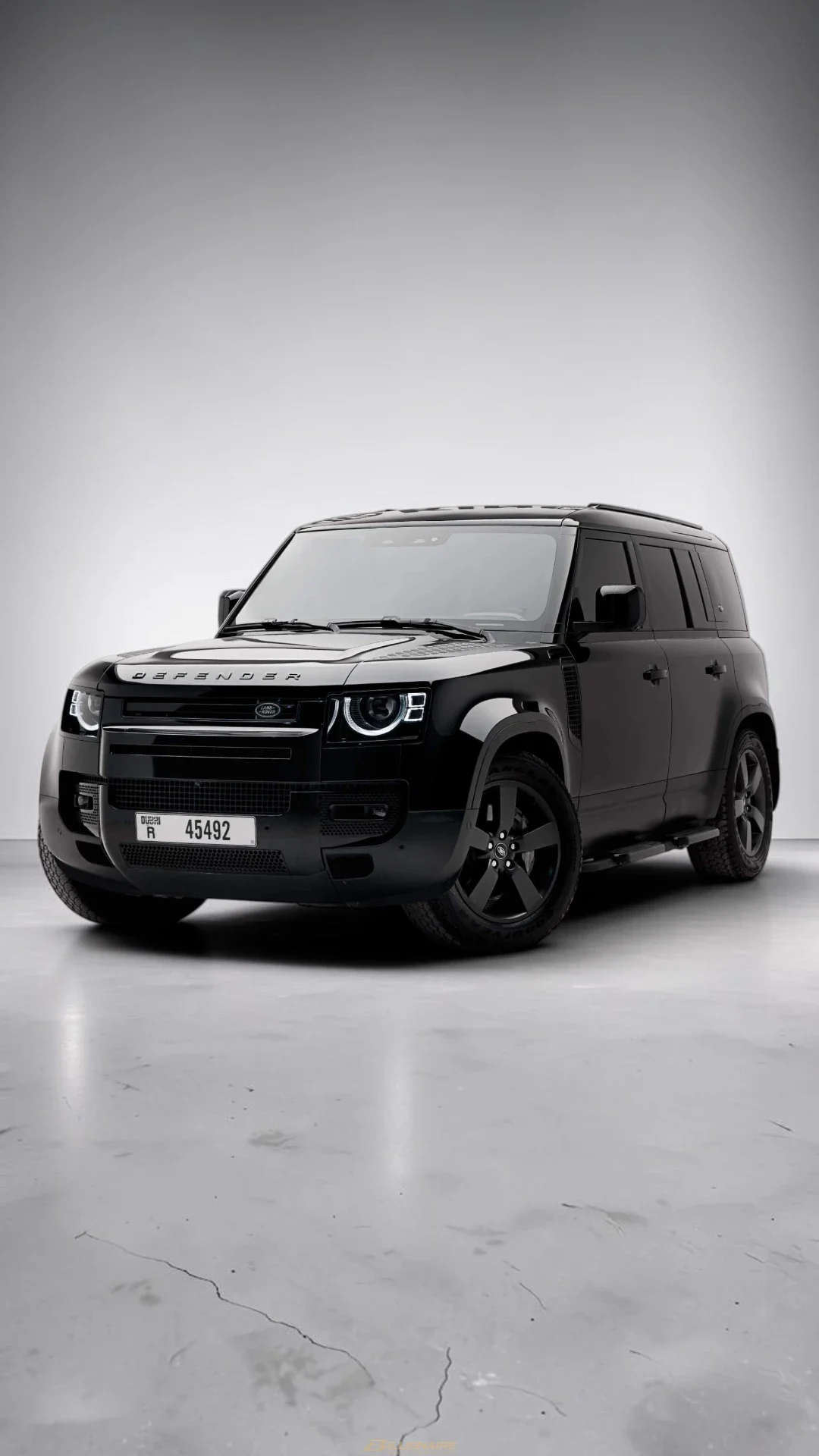 Range Rover Land Rover Defender 110 Carpathian Grey en alquiler en Dubái