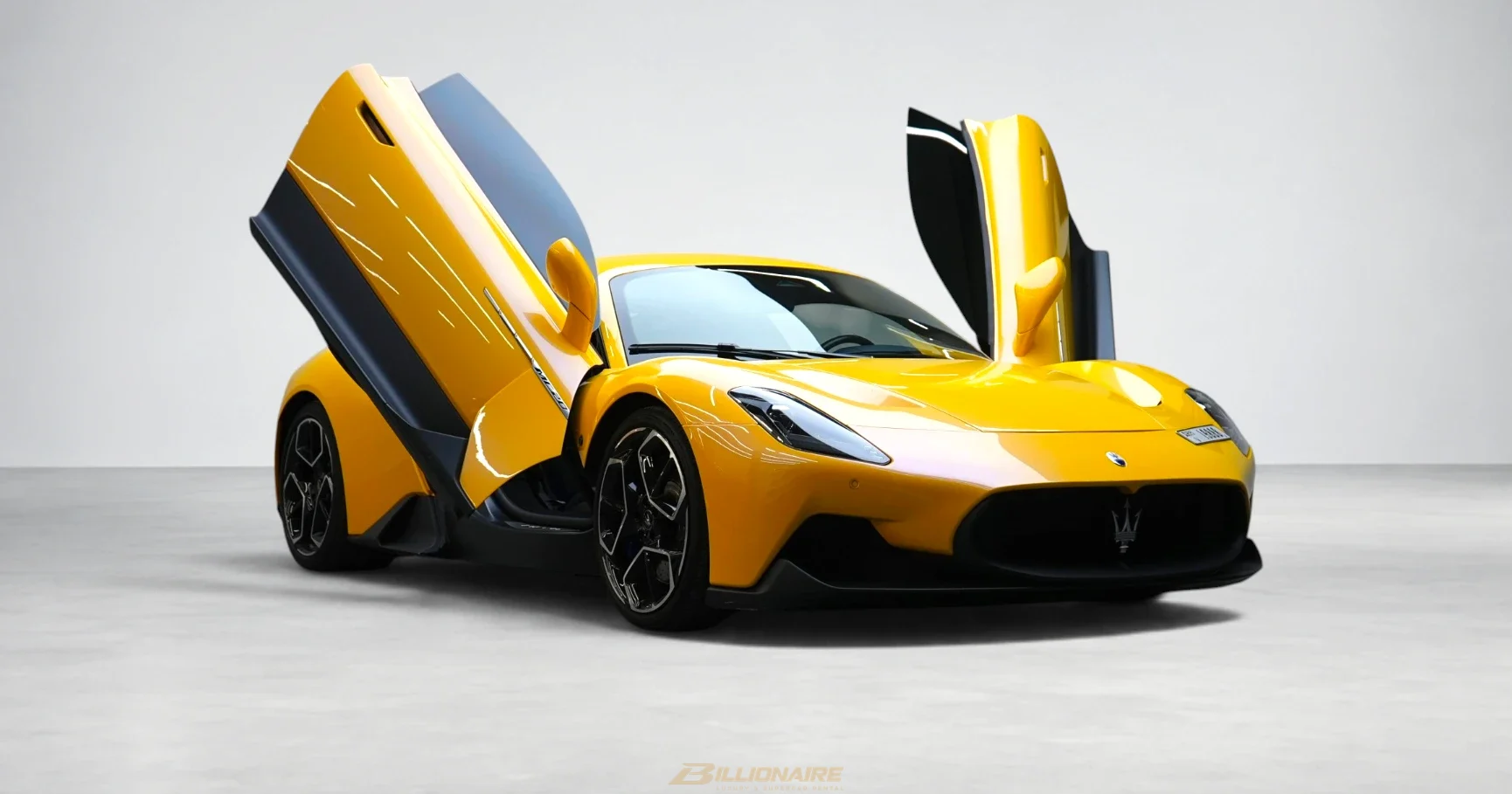 Maserati MC20 Yellow - View 3