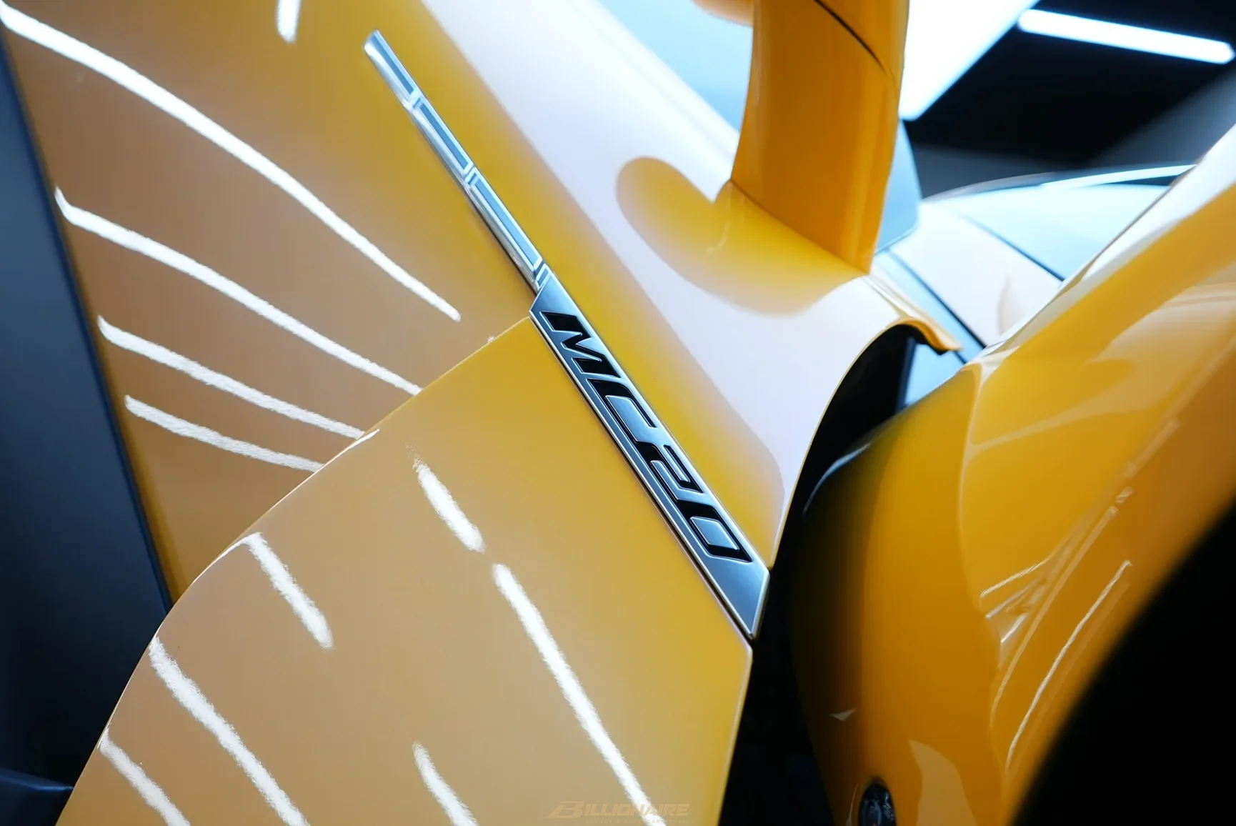 Maserati MC20 Yellow - View 7