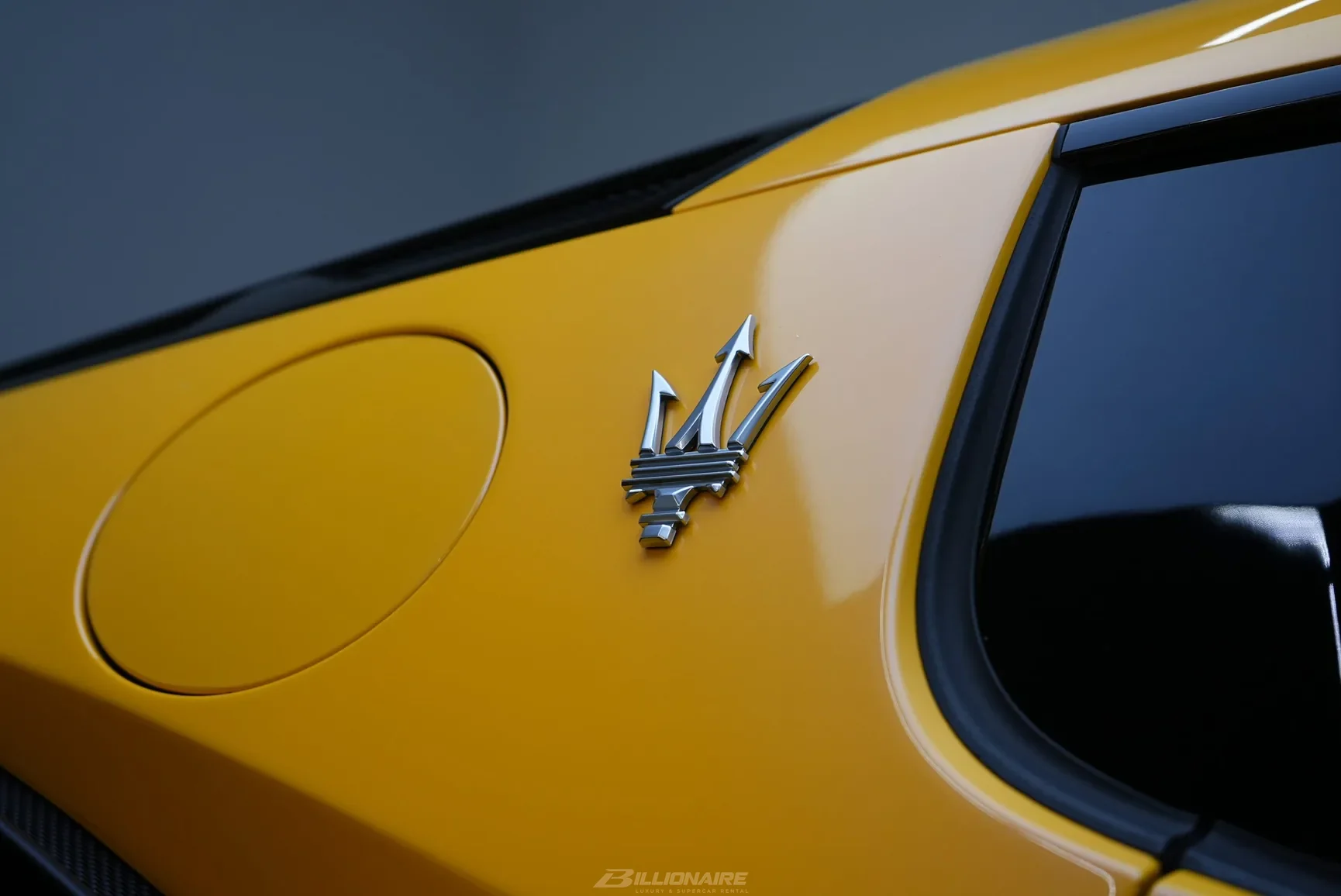 Maserati MC20 Yellow - View 8