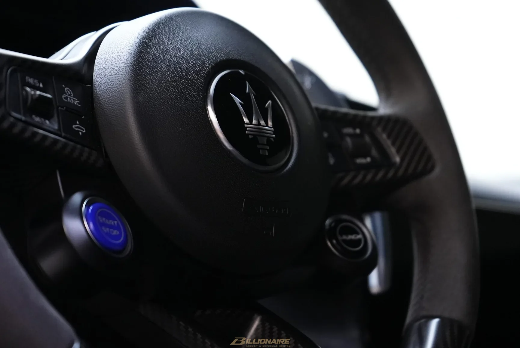 Maserati MC20 Yellow - View 13
