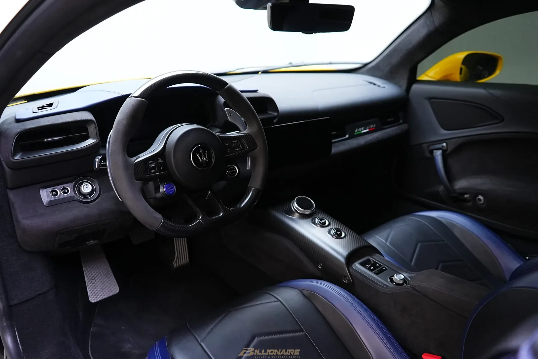 Maserati MC20 Yellow - View 11