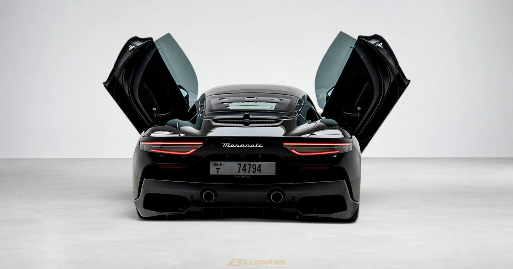 اجاره Maserati MC20 Nero در دبی – تصویر 7