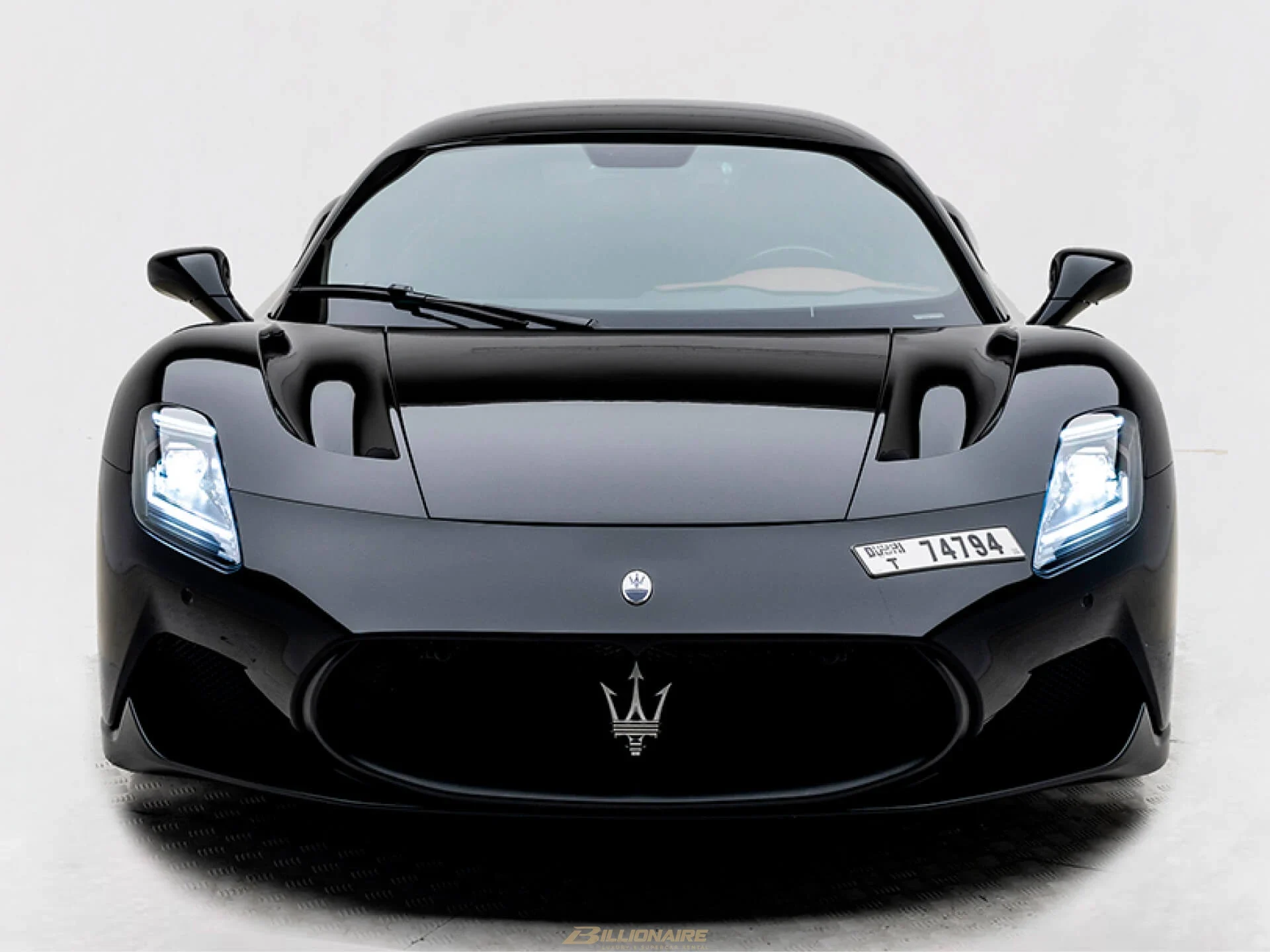 اجاره Maserati MC20 Nero در دبی – تصویر 11