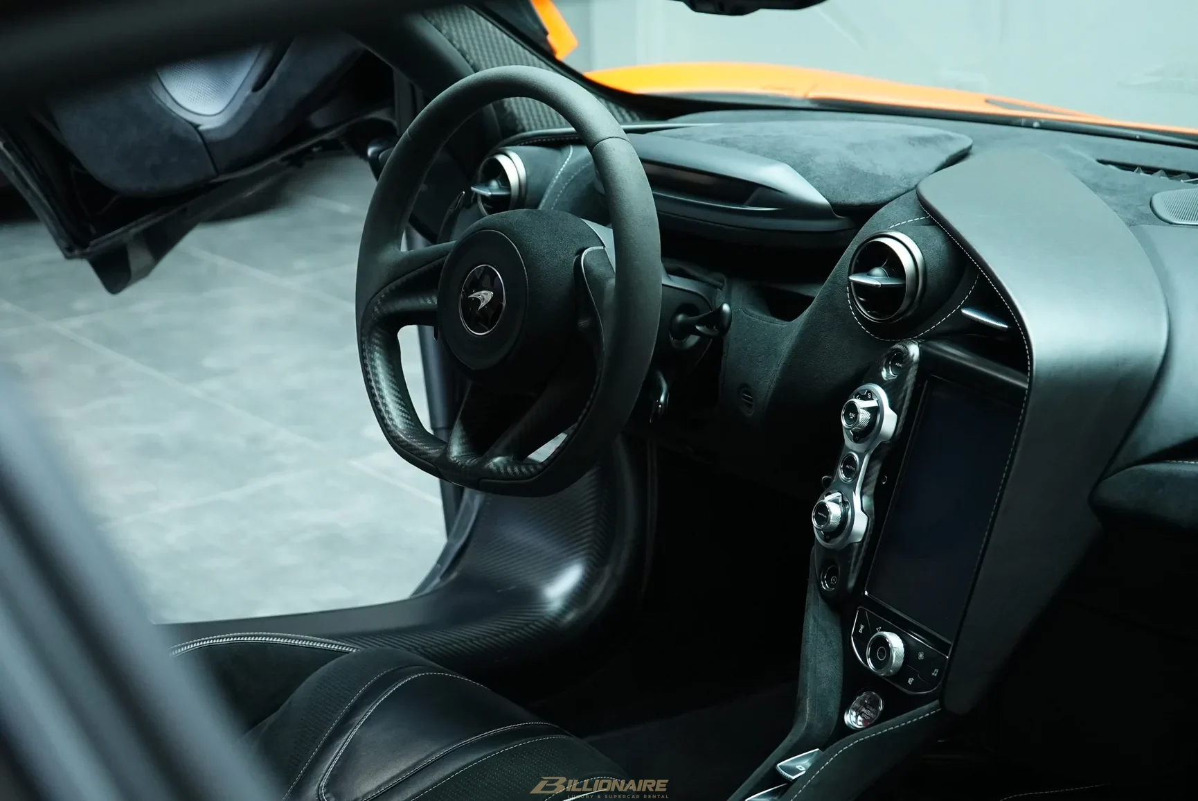 McLaren 720S Spider Orange à louer à Dubaï – photo 10