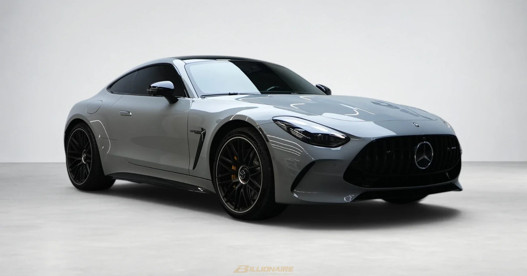 Dubai'de kiralık Mercedes-AMG GT 63 Coupe Grey – fotoğraf 2