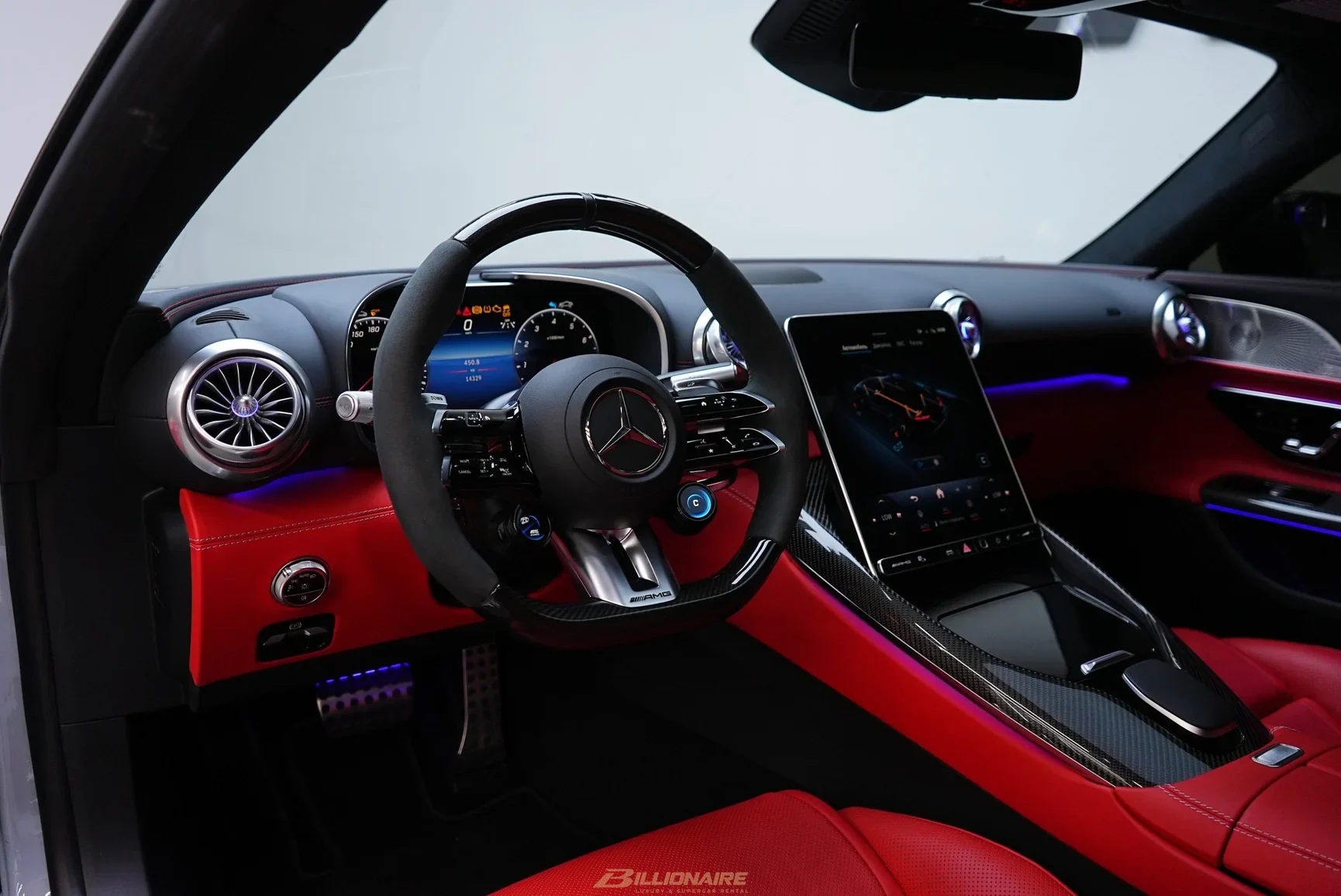 Dubai'de kiralık Mercedes-AMG GT 63 Coupe Grey – fotoğraf 11