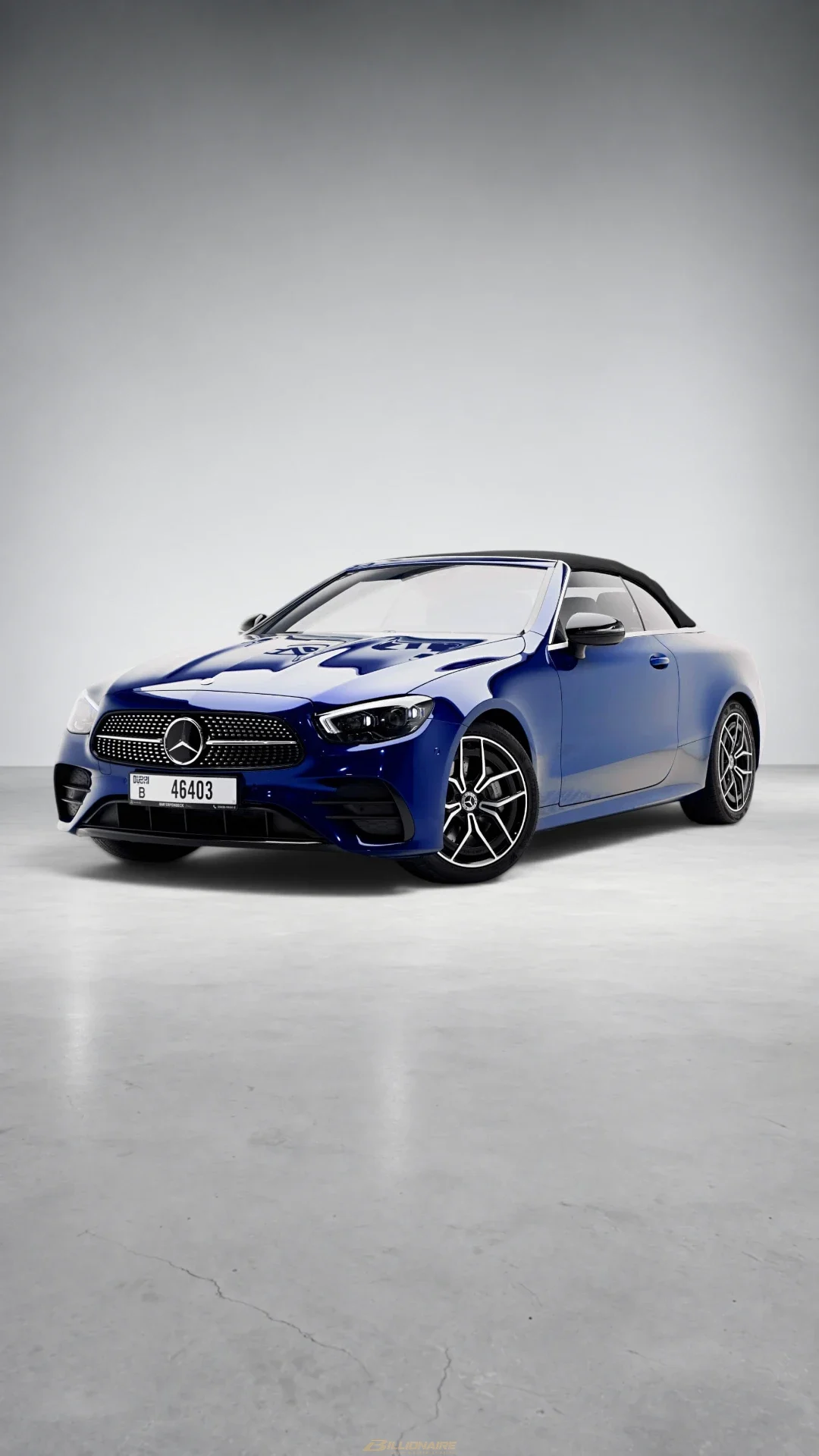 Mercedes-Benz E300 Nautical Blue в аренду в Дубае