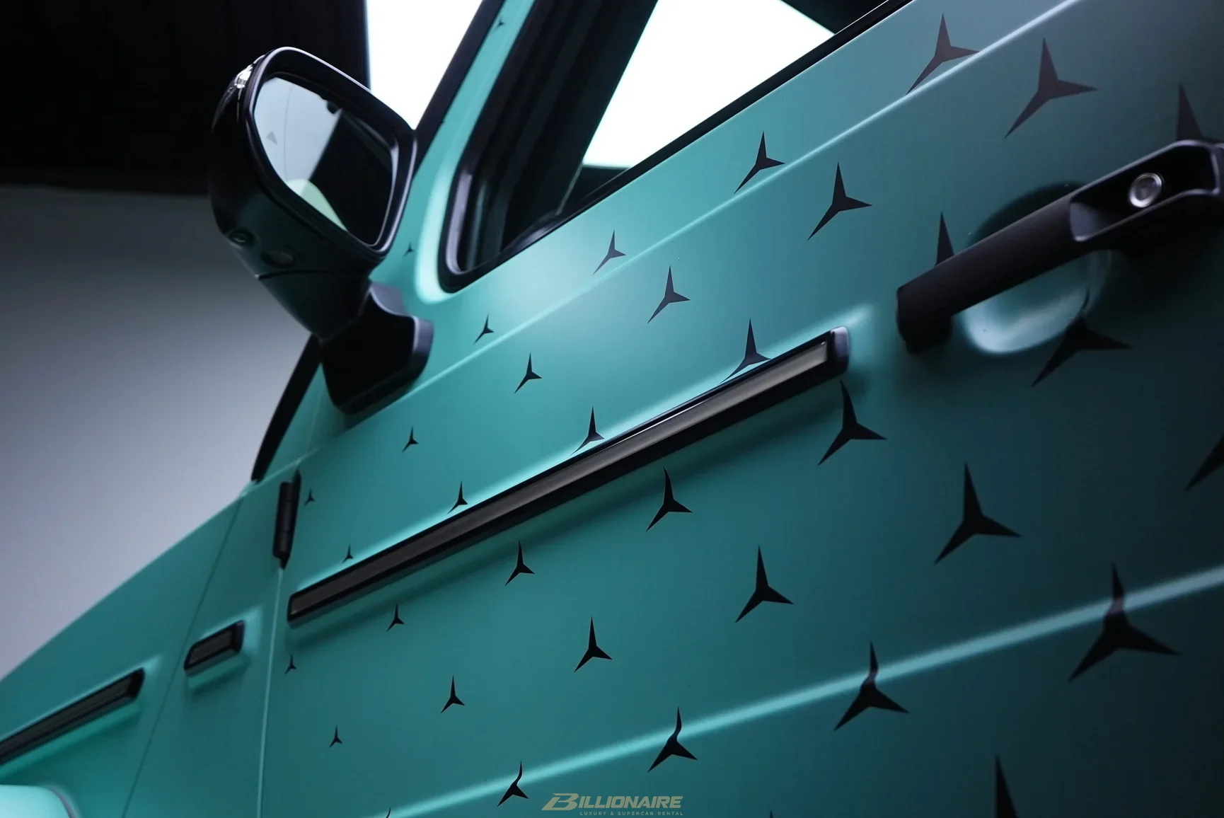 Dubai'de kiralık Mercedes-AMG G63 4x4² Brabus Turquoise – fotoğraf 5