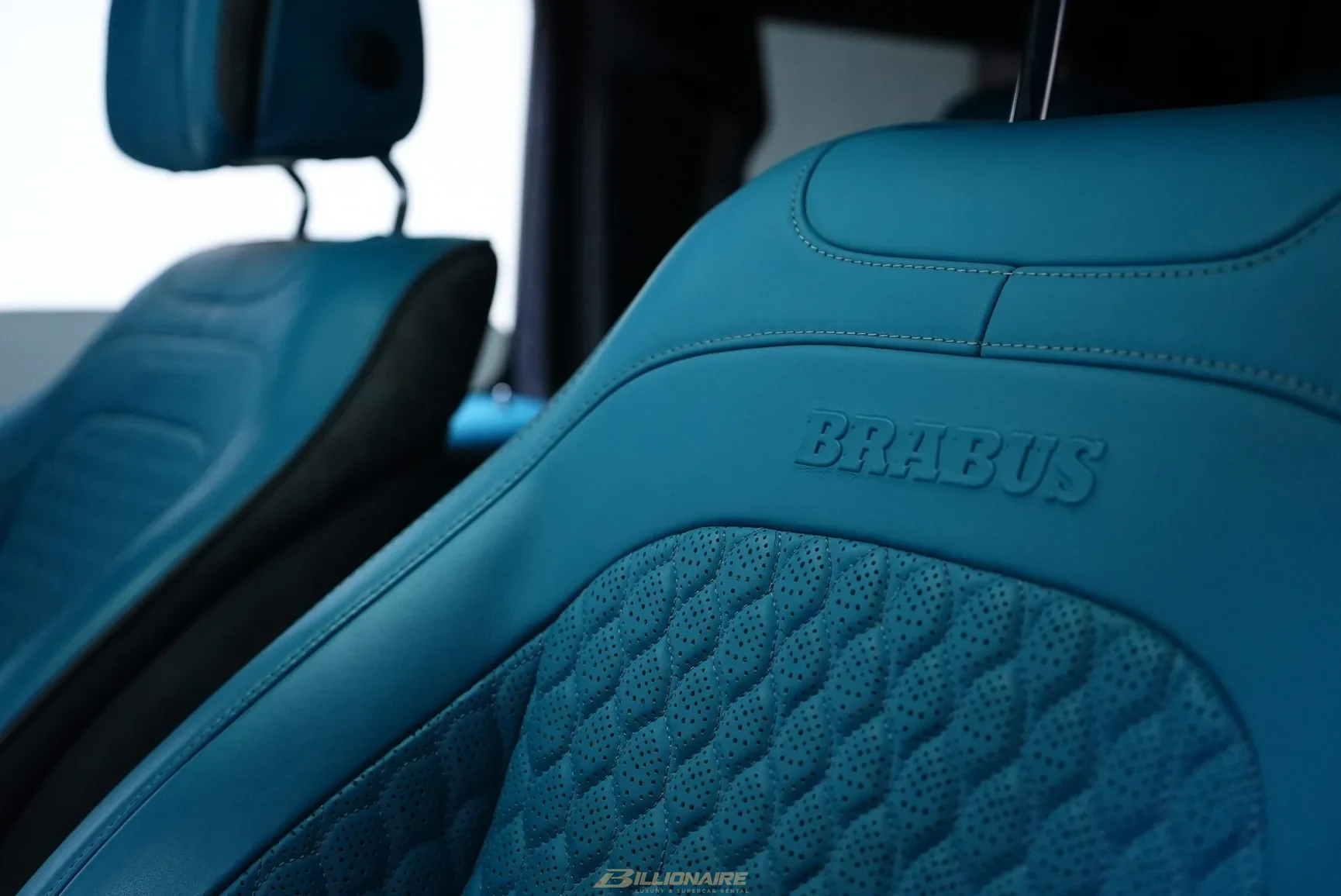 Dubai'de kiralık Mercedes-AMG G63 4x4² Brabus Turquoise – fotoğraf 13