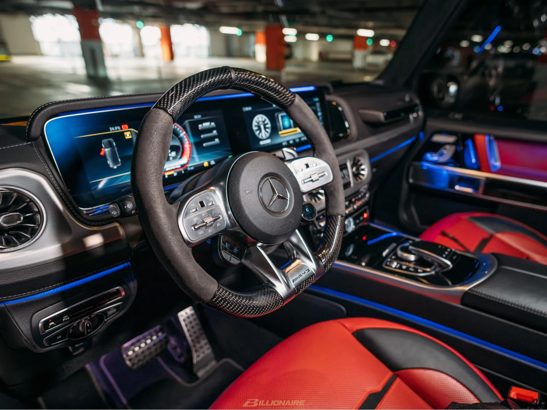Mercedes-AMG G63 White (Red Interior) mieten in Dubai – Foto 4