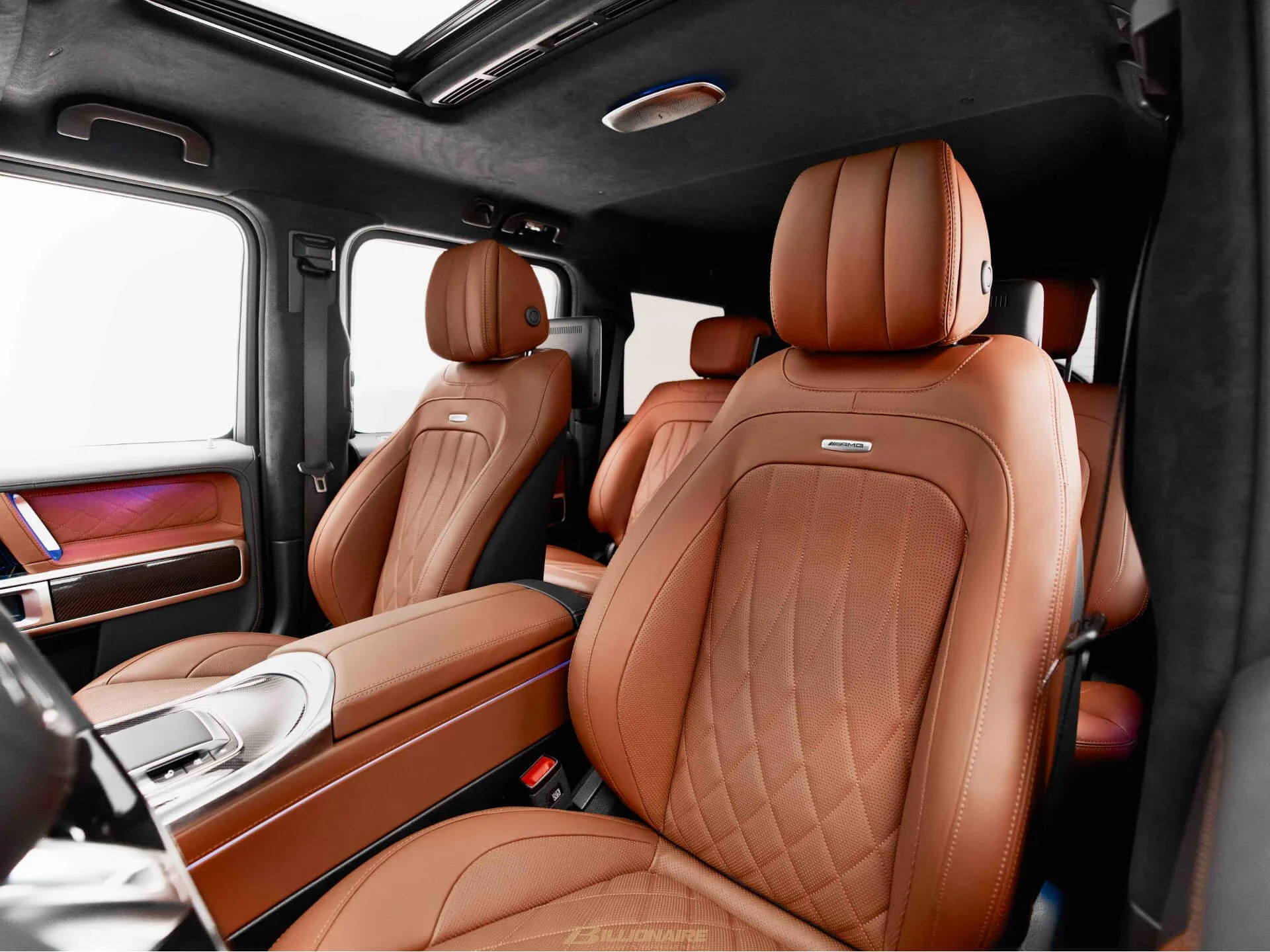 Mercedes-AMG G63 Night Black Magno (2025 Edition) mieten in Dubai – Foto 6