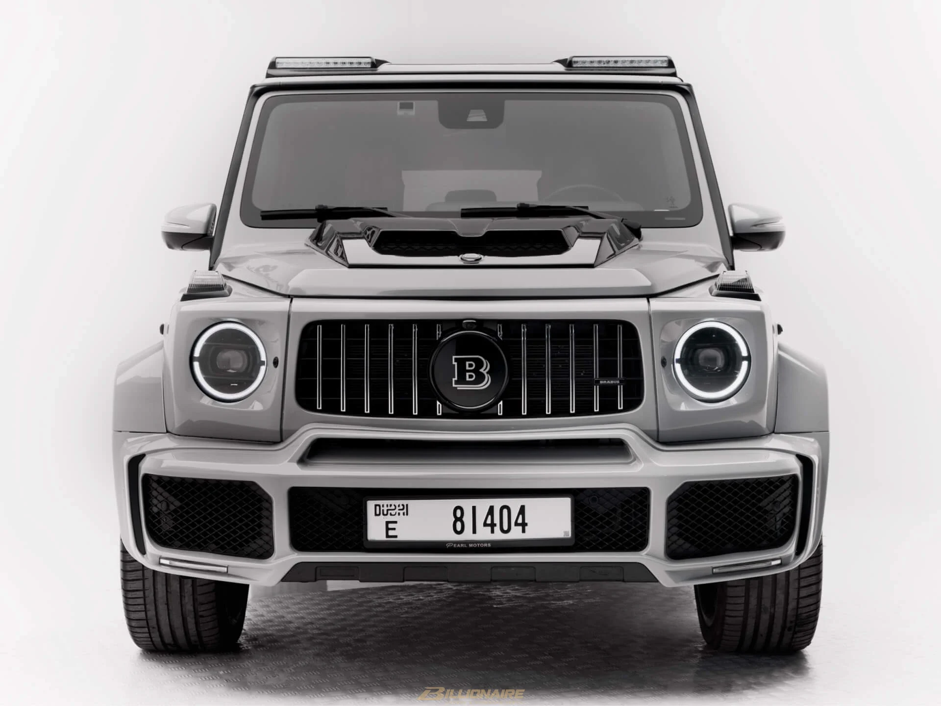 迪拜Mercedes-Benz G800 Brabus Widestar Selenite Grey出租 – 图片 2