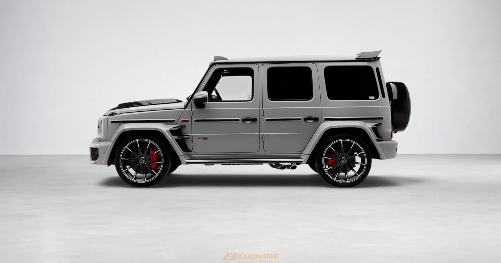 迪拜Mercedes-Benz G800 Brabus Widestar Selenite Grey出租 – 图片 4
